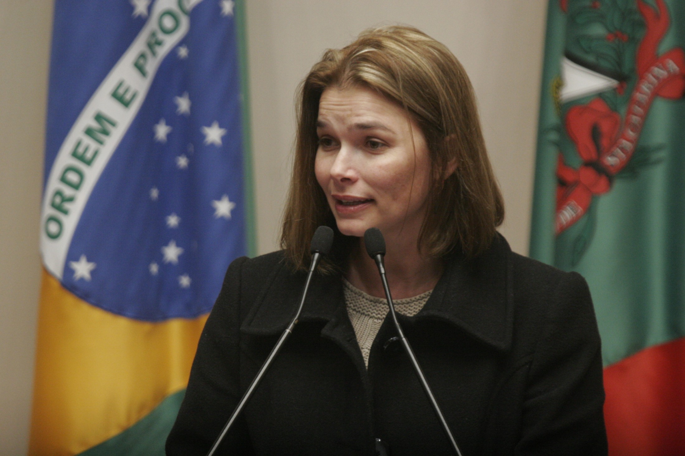 Deputada Angela Albino (PCdoB)