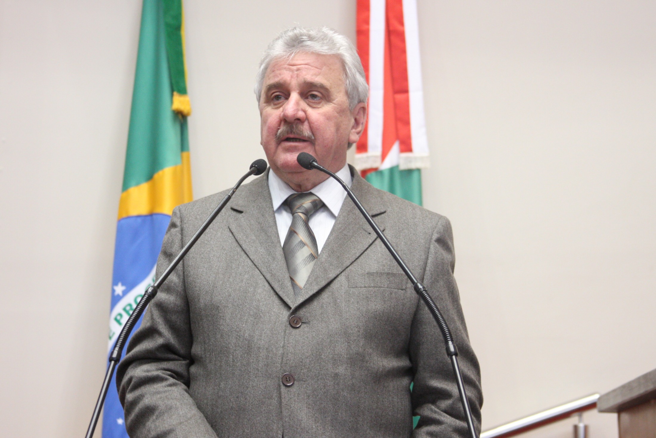 Deputado Moacir Sopelsa (PMDB)