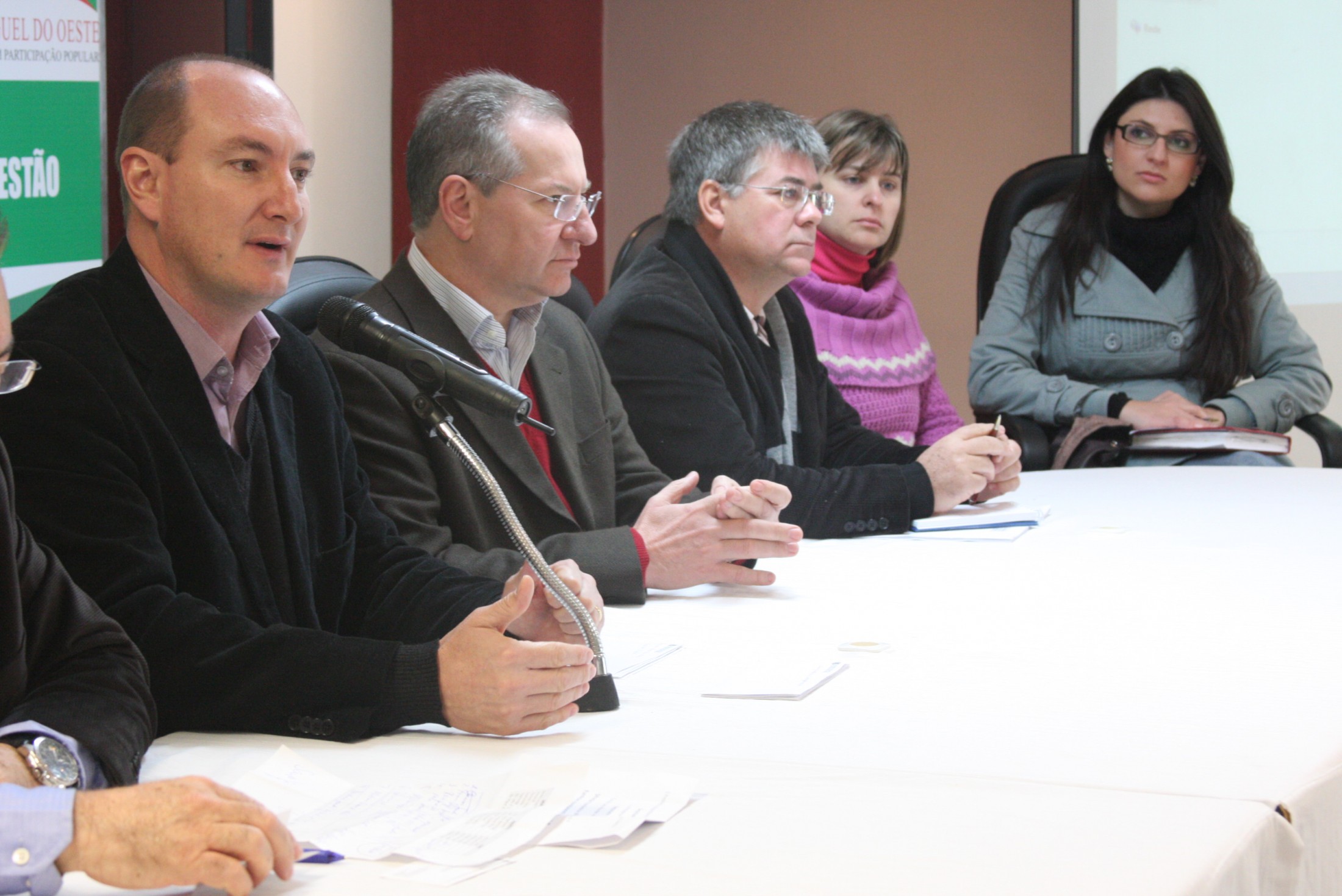 Reunião do Fórum dos Pequenos Hospitais - situação econômica dos hospitais filantrópicos e fundações hospitalares de Santa Catarina - São Miguel do Oeste/SC