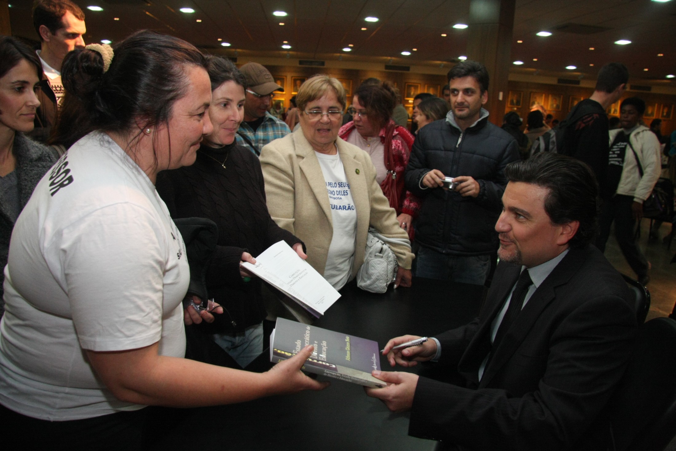 Lançamento Literário ''Corrupção