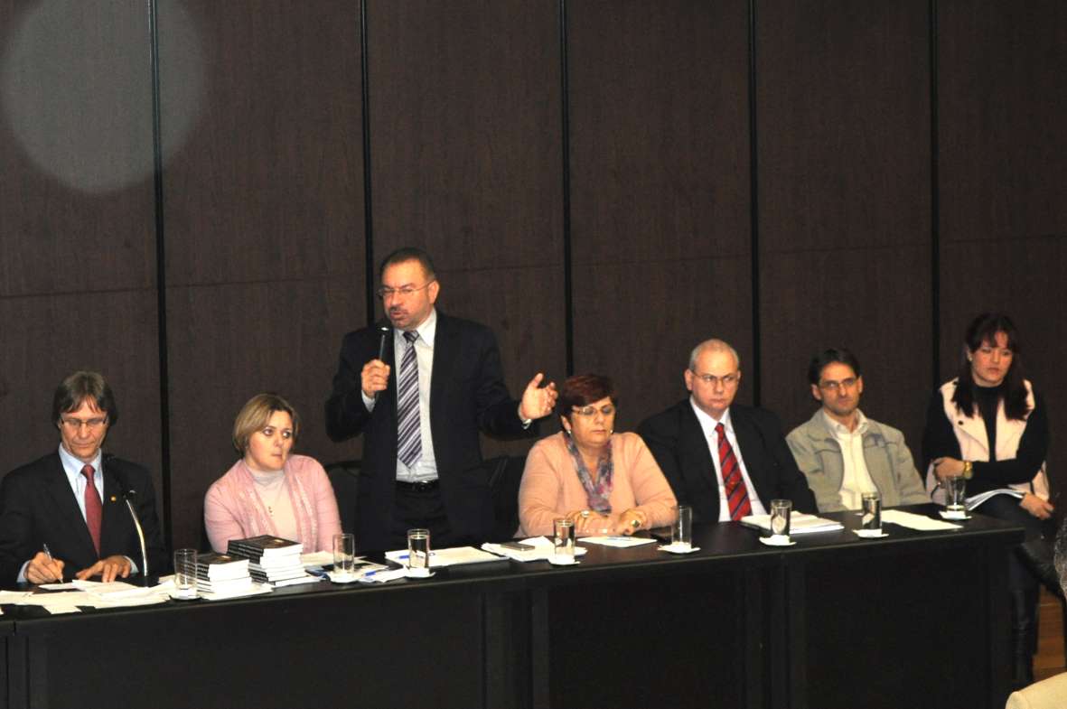 Deputado Volnei Morastoni defende diretrizes para promover educação para saúde