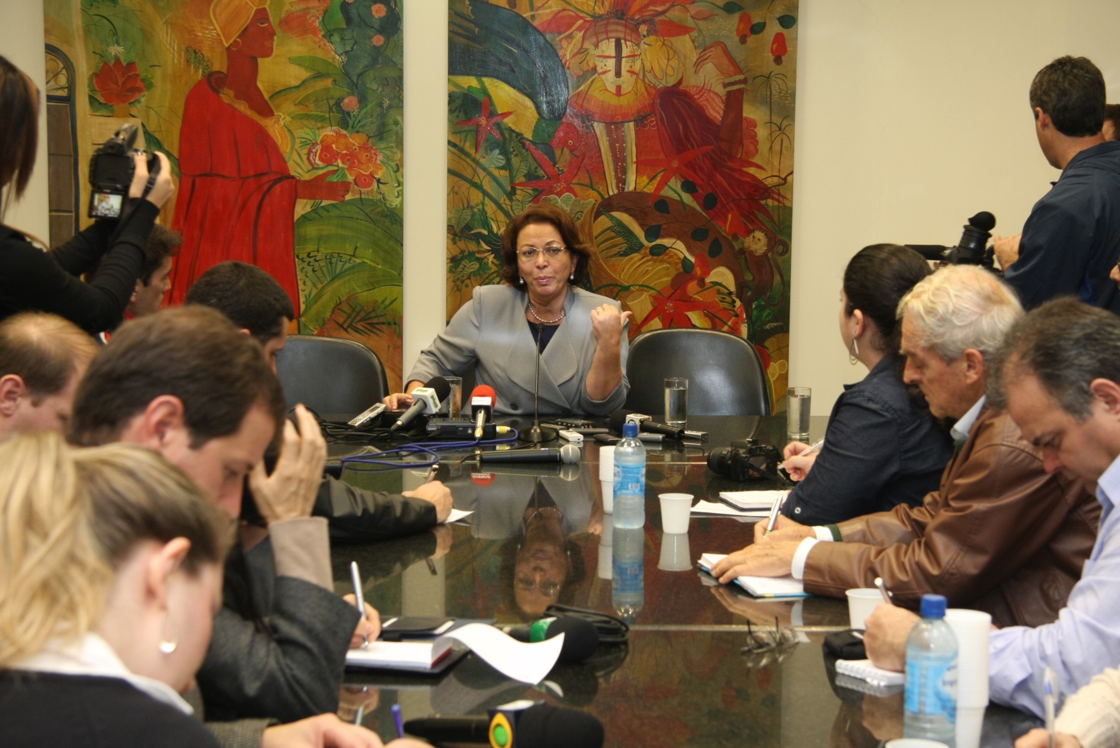 Coletiva de imprensa - Ideli Salvatti