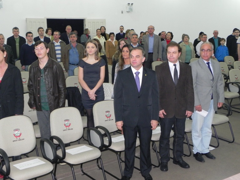 Gilmar Knaesel recebe título de Cidadão Honorário