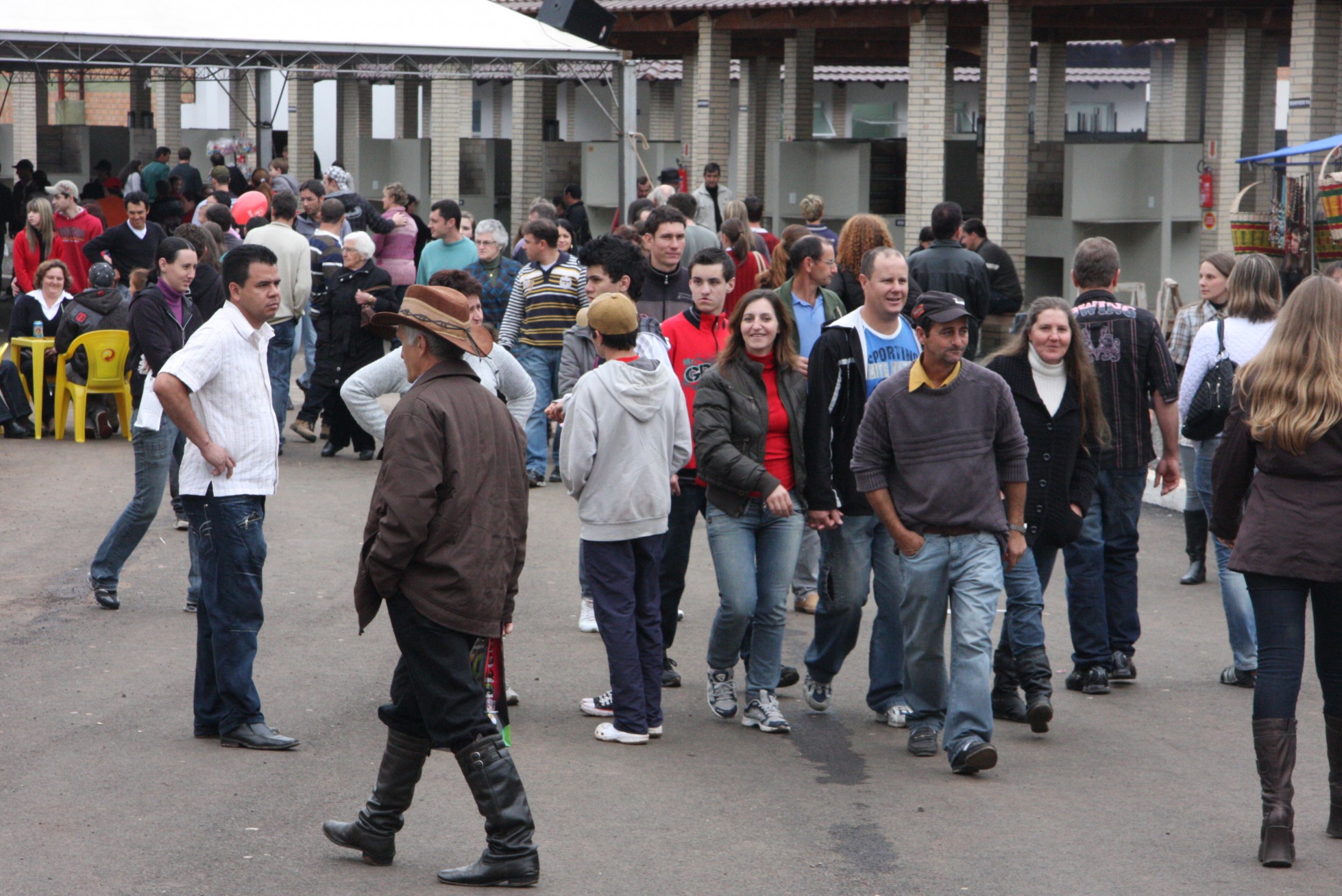 EXPO CONCÓRDIA 2011 - NEGÓCIOS E PÚBLICO