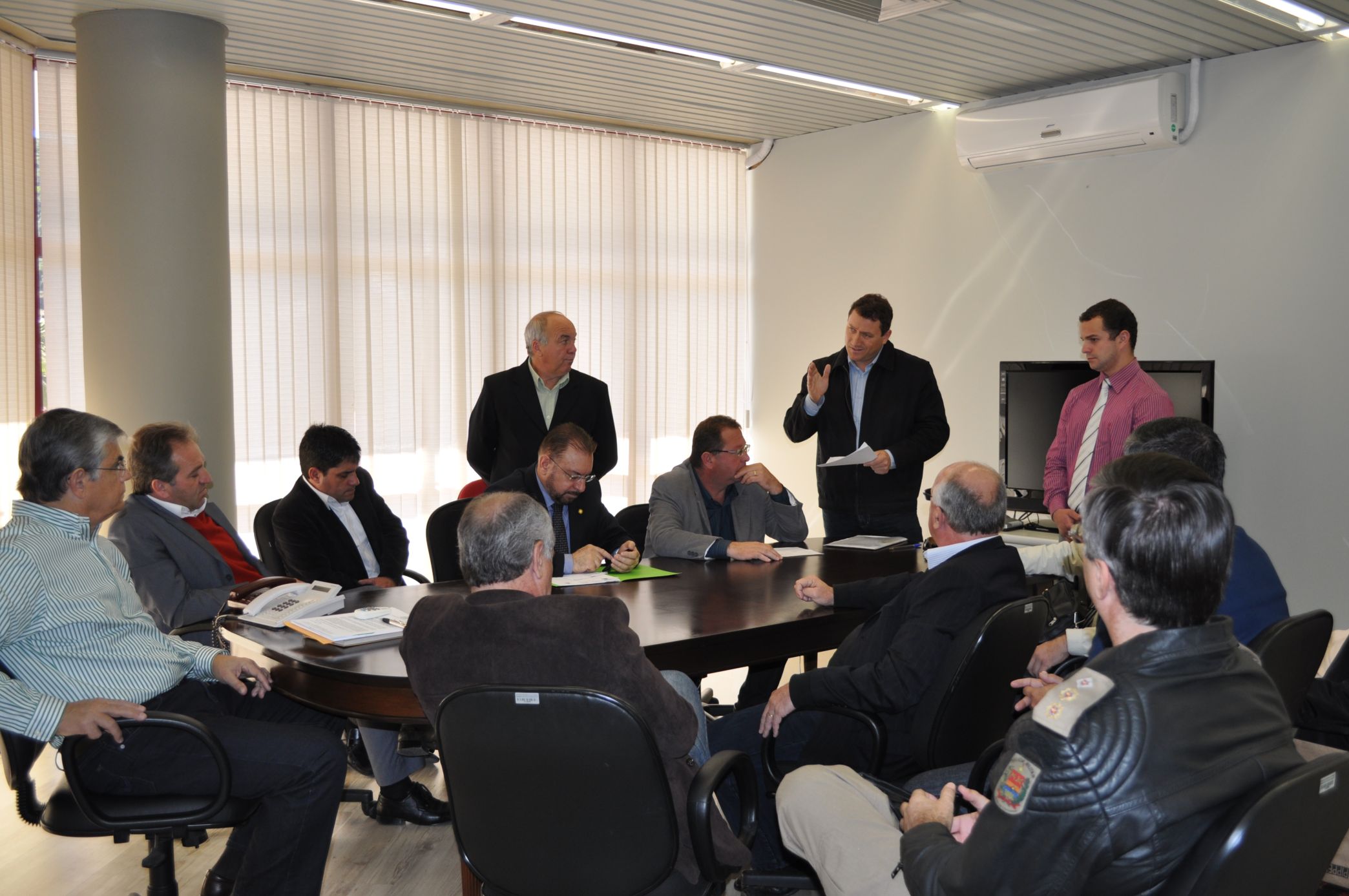 Audiência com Vice-Governador debate soluções para a SC 411