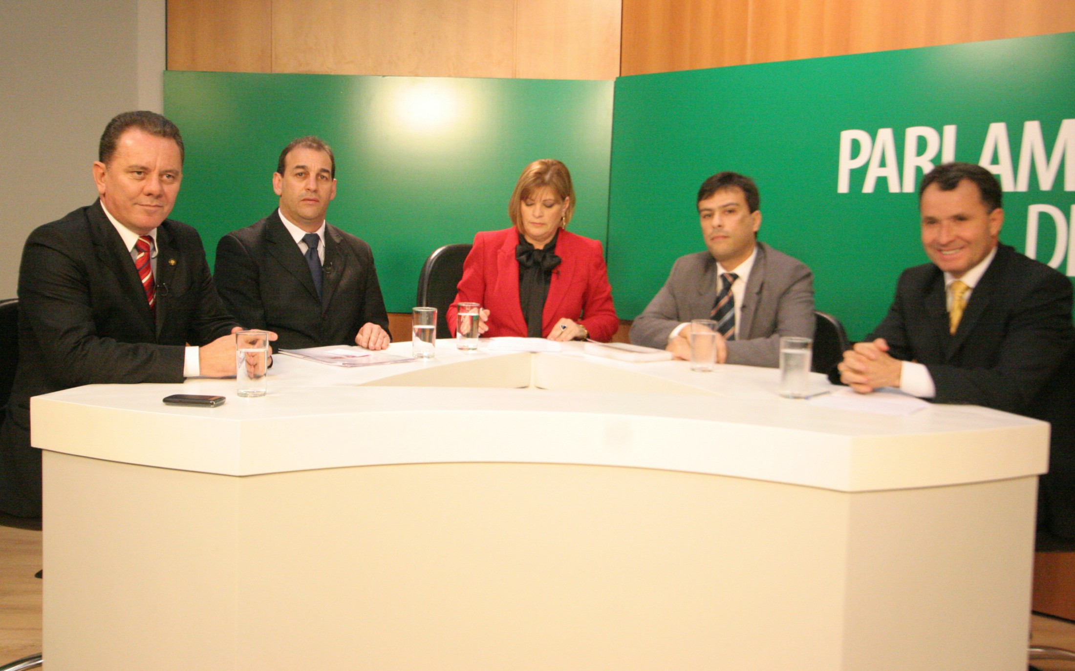 Parlamento debate aumento do número de vereadores