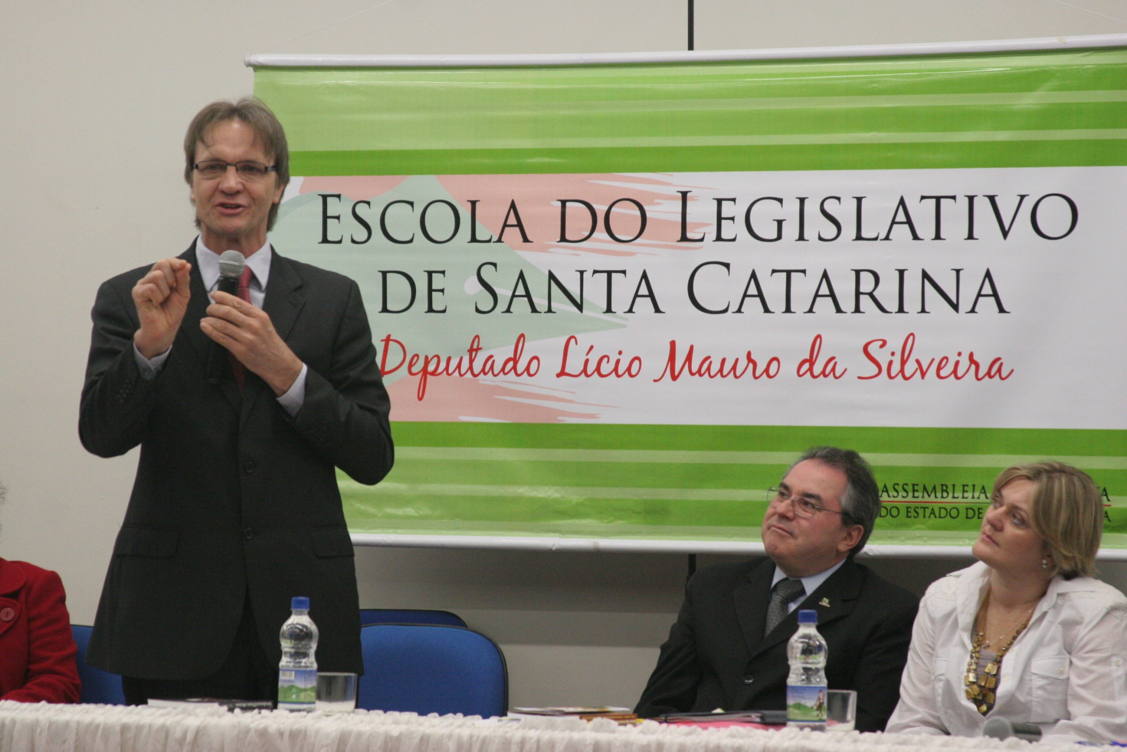 Seminário - Plano Nacional de Educação: Pensando um novo PNE - Joaçaba SC - Deputado Federal Pedro Uczai