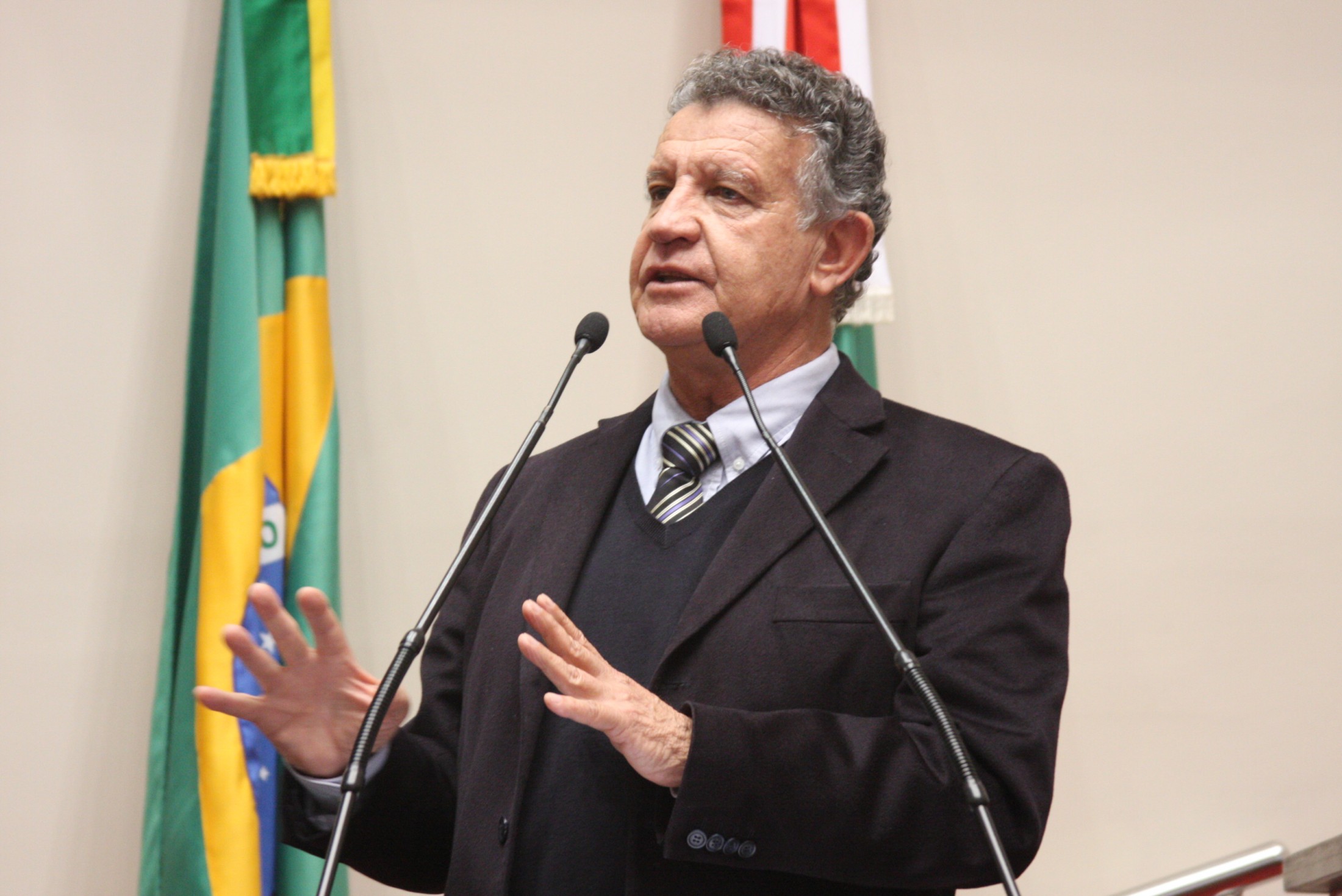 Deputado Edson Andrino (PMDB)