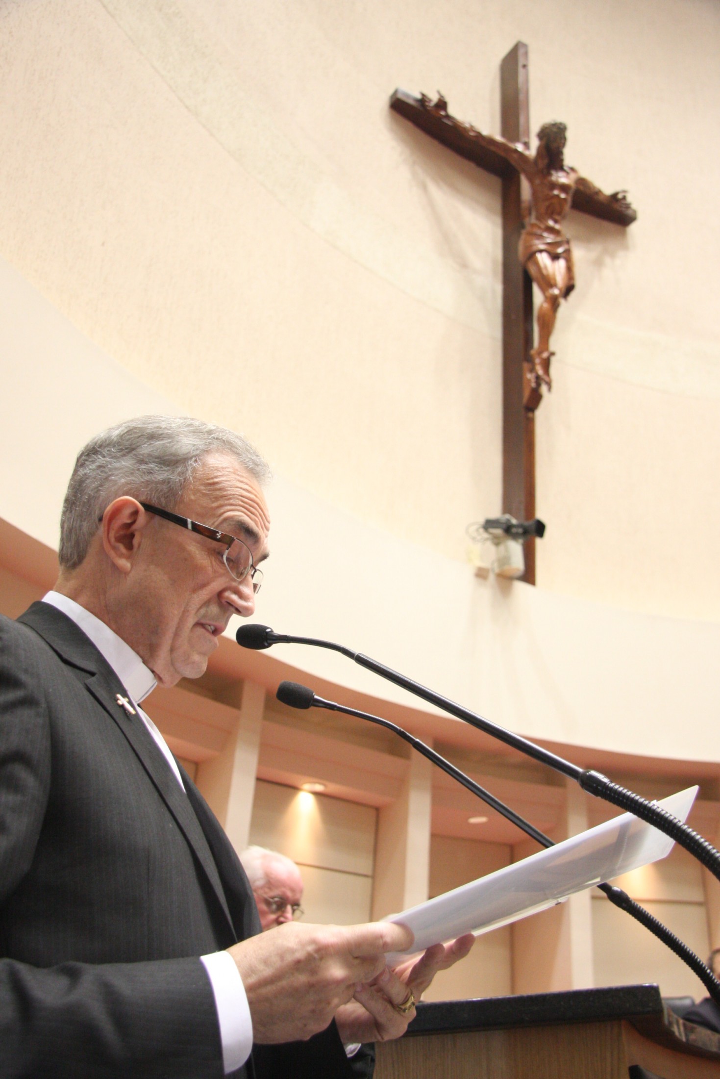 Sessão Especial em homenagem ao Padre Hélio da Cunha da Paróquia Santo Antônio de São José/SC pela passagem dos seus 30 anos de sacerdócio