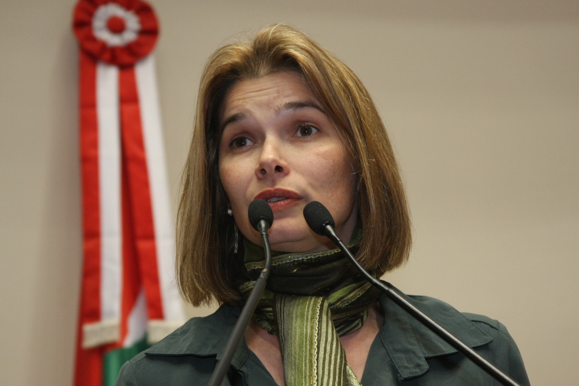 Deputada Angela Albino (PCdoB)