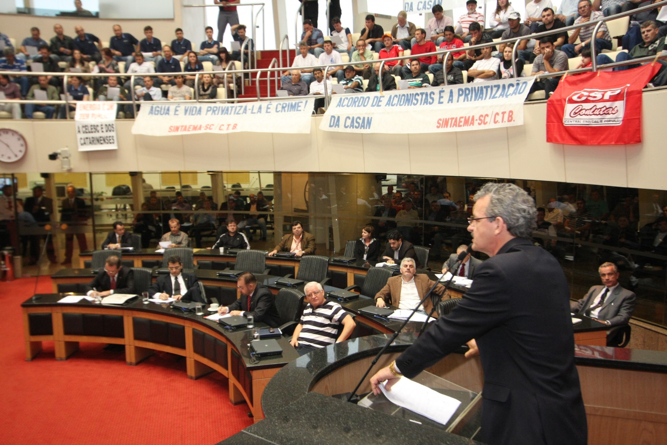 Audiência Pública da CCJ para debater a PEC 07/11 e o PL 236/11