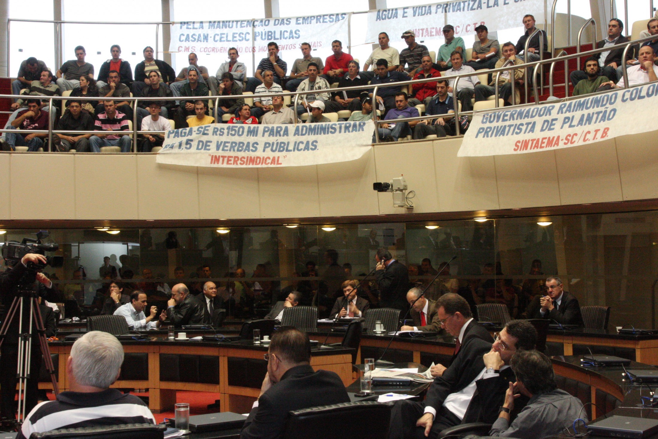 Audiência Pública da CCJ para debater a PEC 07/11 e o PL 236/11