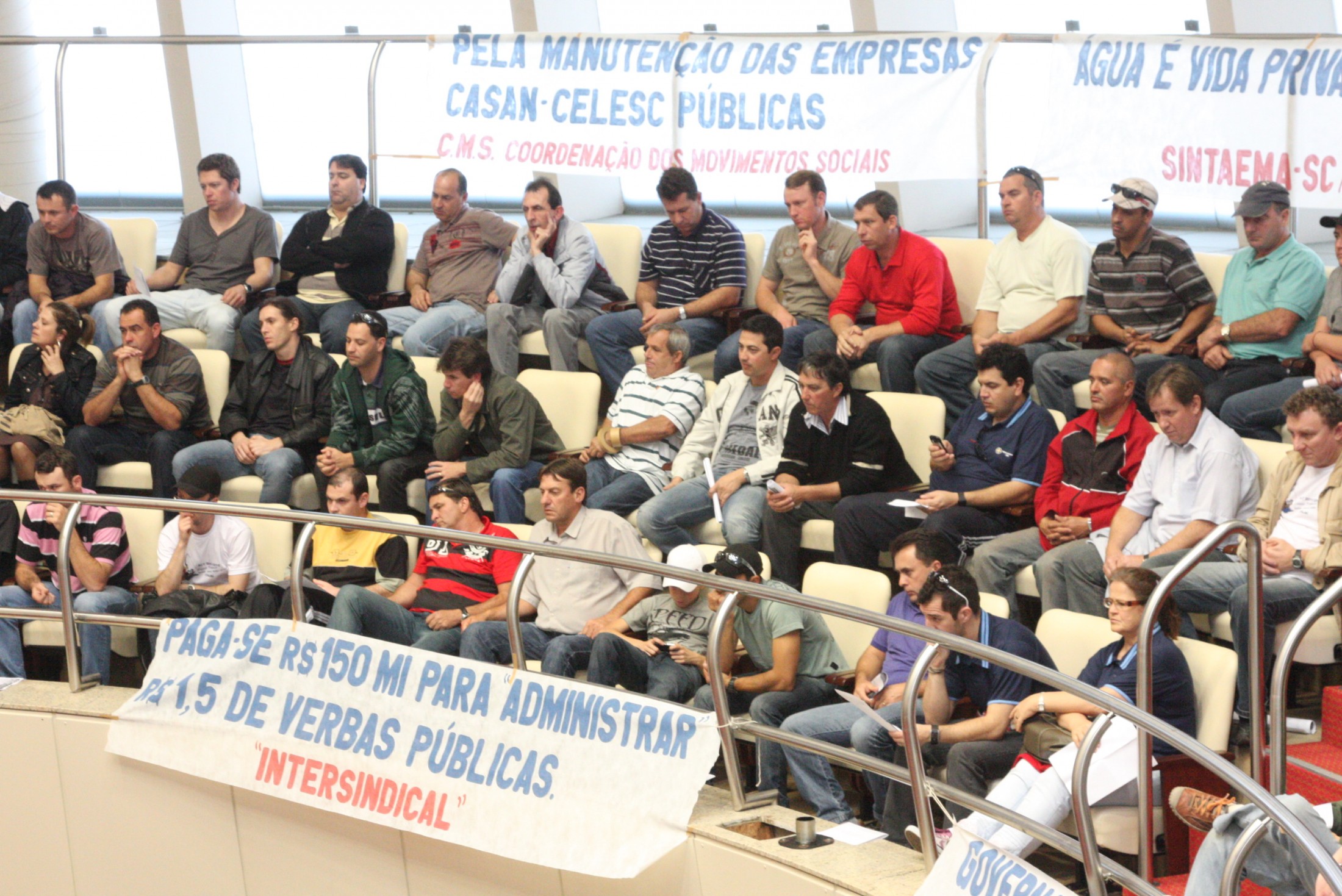 Audiência Pública da CCJ para debater a PEC 07/11 e o PL 236/11