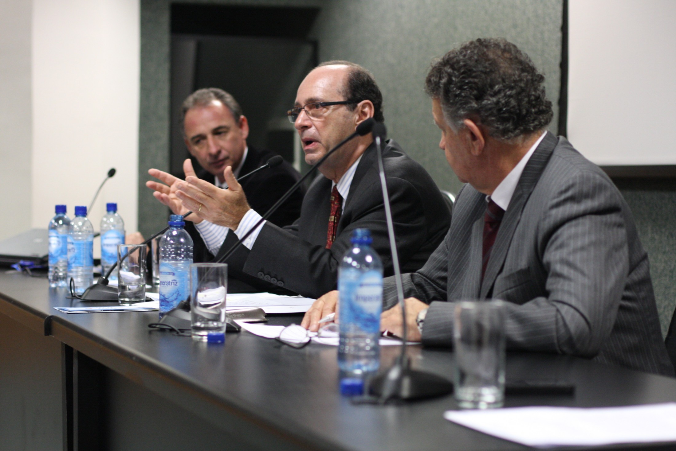 Palestra do Embaixador Régis Arslanian - Chefe da Delegação Permanente do Brasil junto à ALADI e ao MERCOSUL