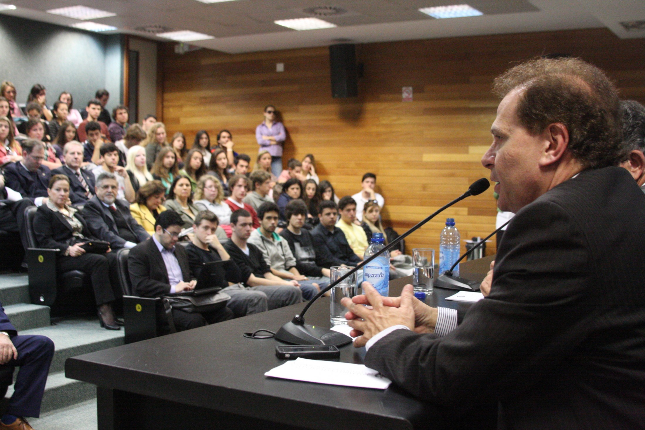 Palestra do Embaixador Régis Arslanian - Chefe da Delegação Permanente do Brasil junto à ALADI e ao MERCOSUL