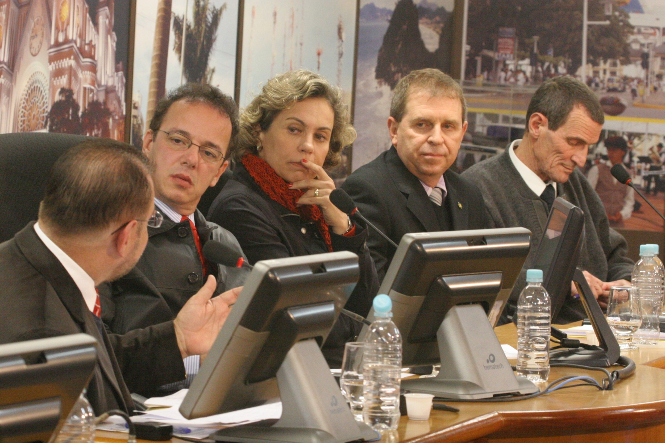 Audiência Pública regional promovida pelo Fórum Permanente de Combate e Prevenção às Drogas a fim de fazer diagnóstico da realidade das drogas em diferentes municípios catarinenses