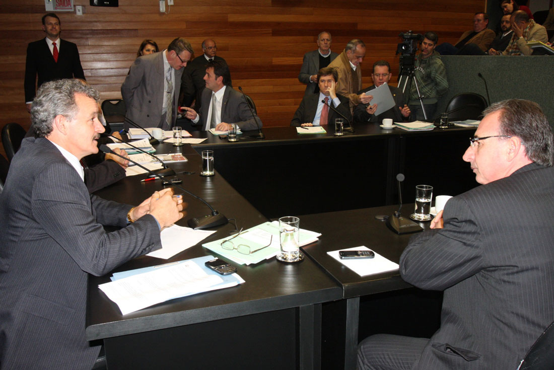 Comissão de constituição e justiça