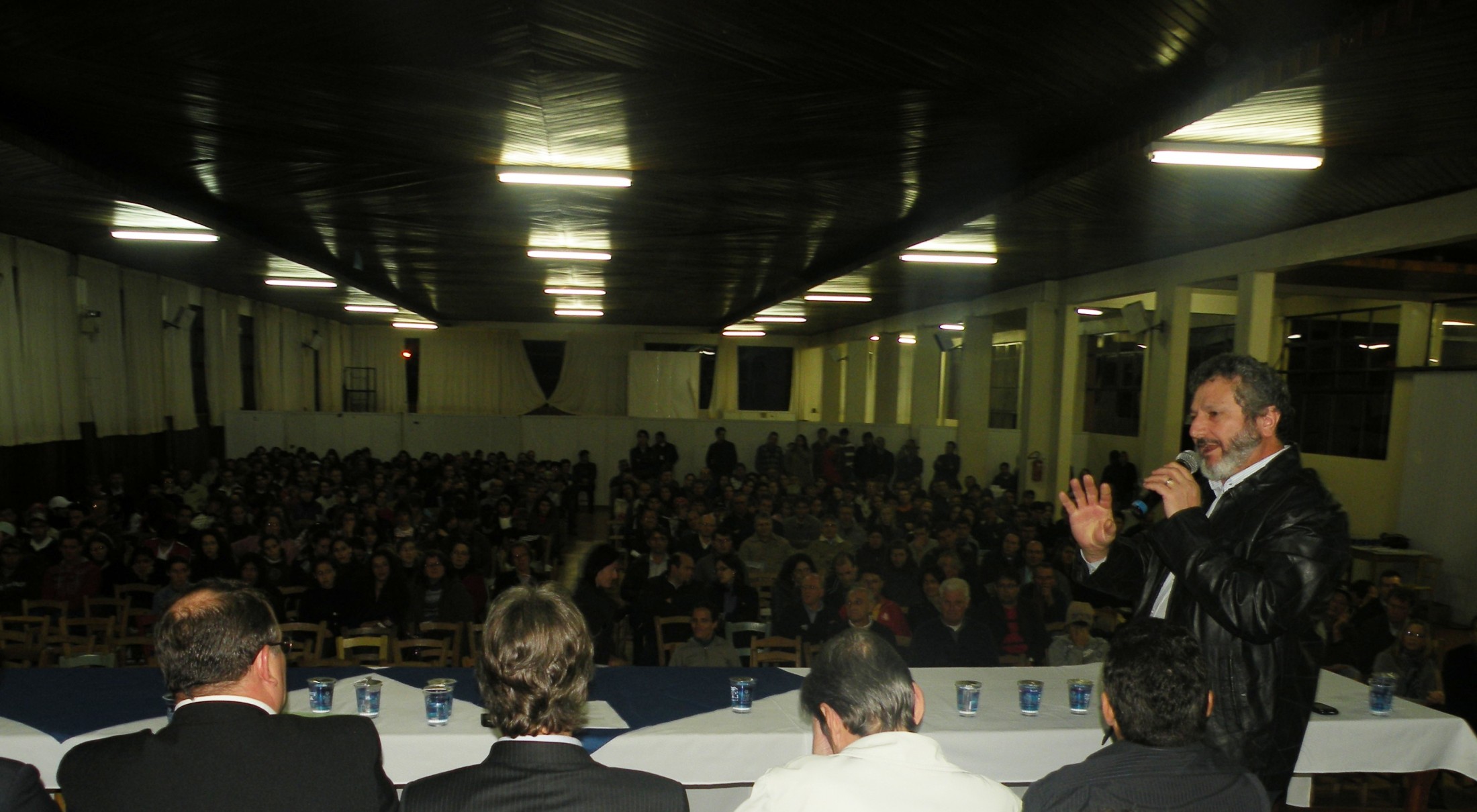 Padre Pedro trabalha por novos Institutos Federais