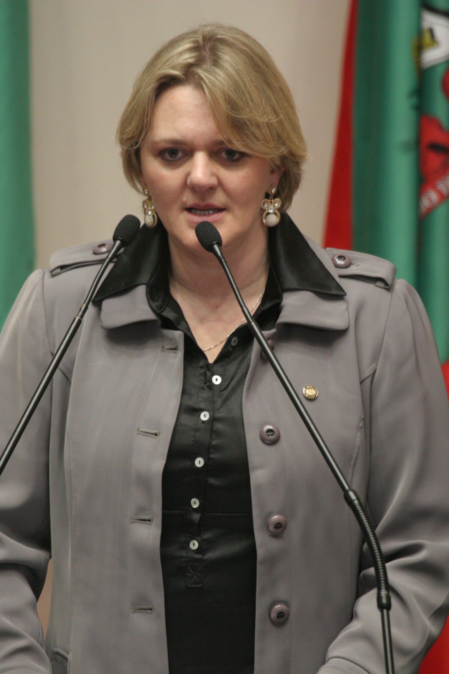 Deputada Luciane Carminatti (PT)