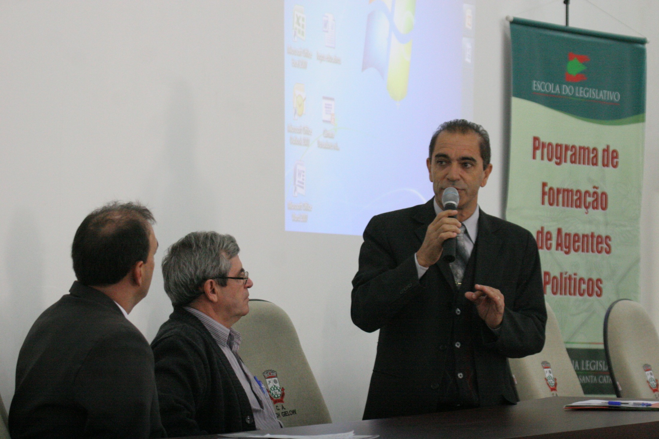 Programa de Capacitação do Legislativo Municipal em Luiz Alves - SC - Ademir Francisco Rosa da Silva