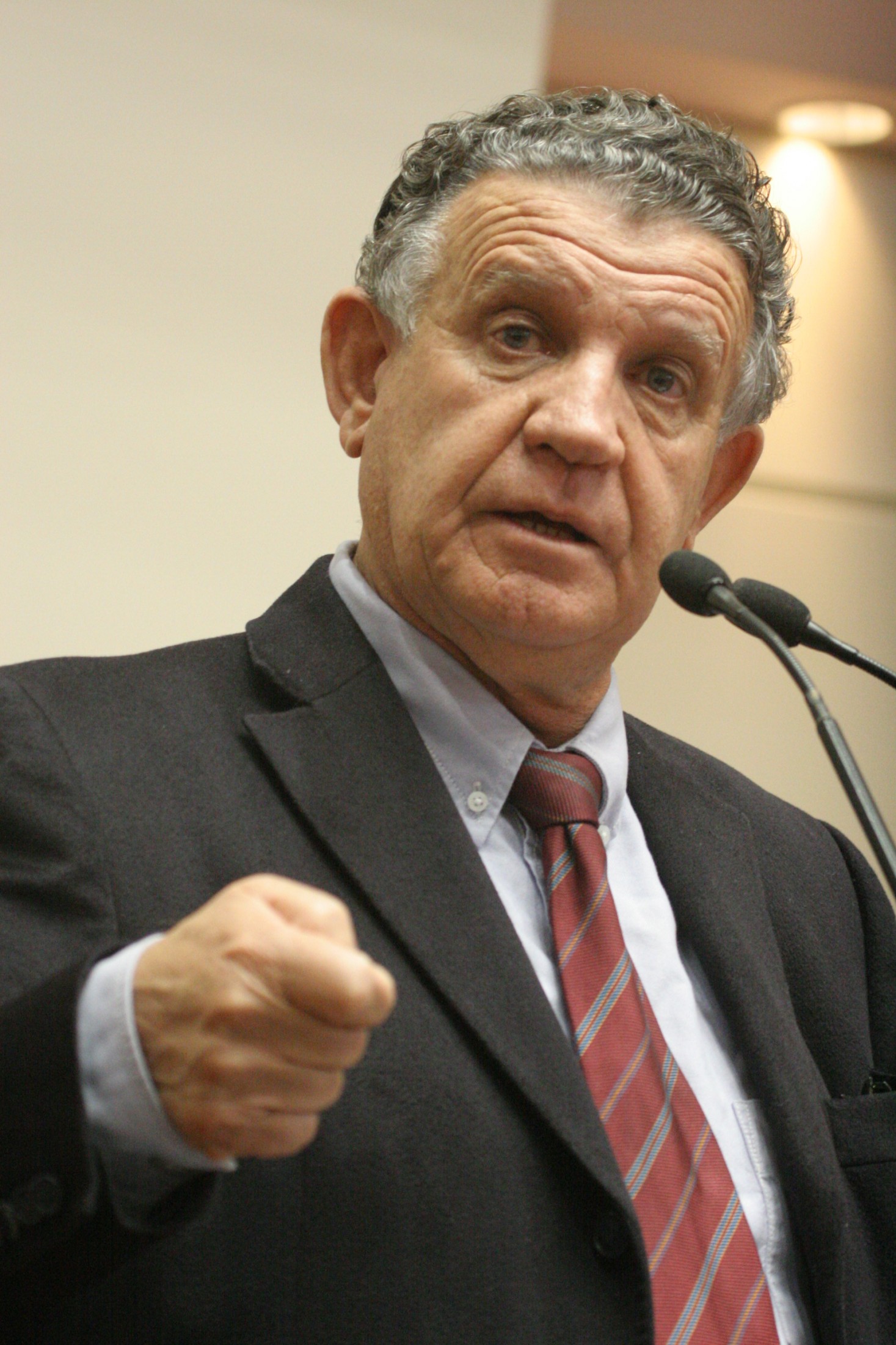 Deputado Edson Andrino (PMDB)
