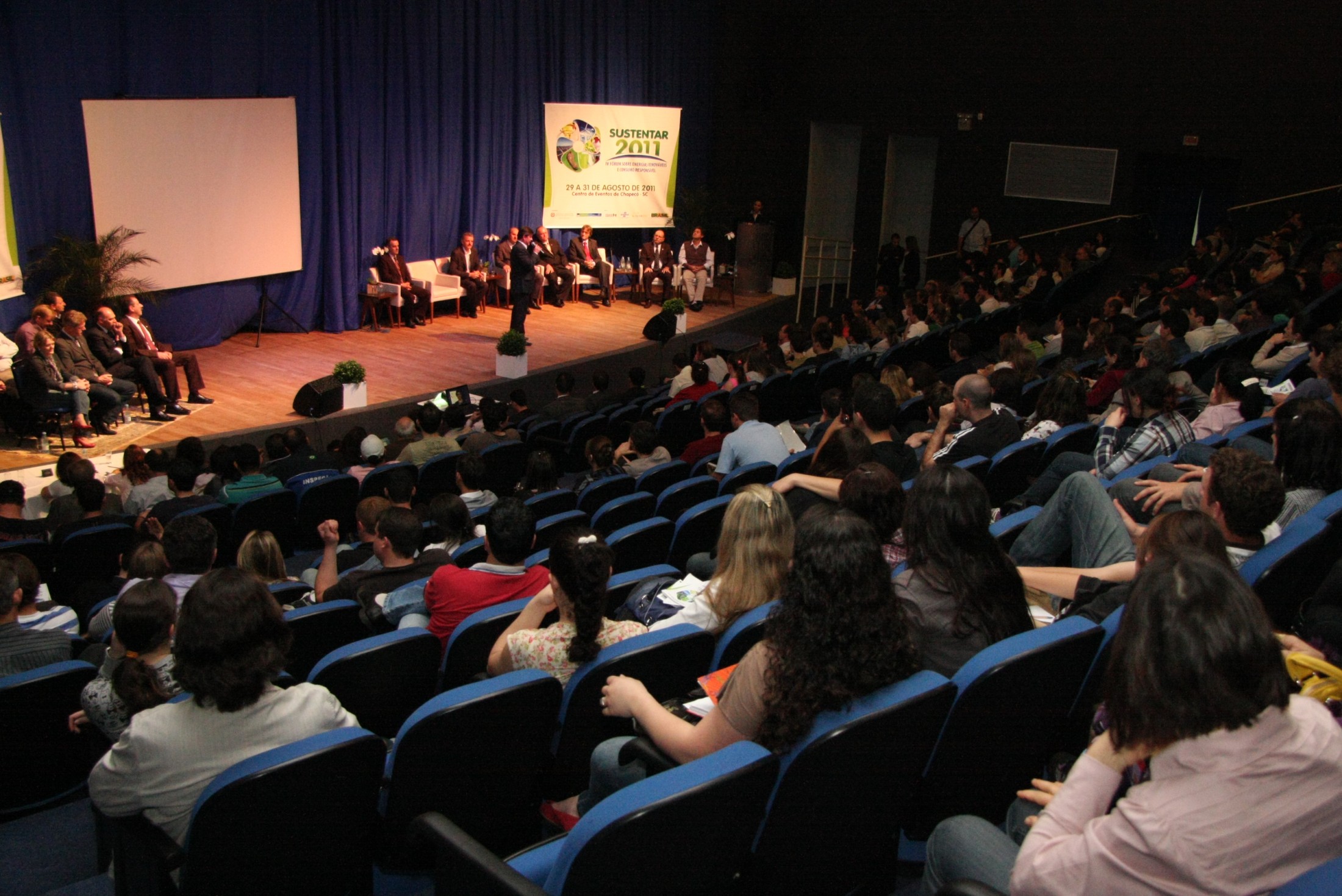 Sustentar 2011 - IV Fórum sobre Energias Renováveis e Consumo Responsável