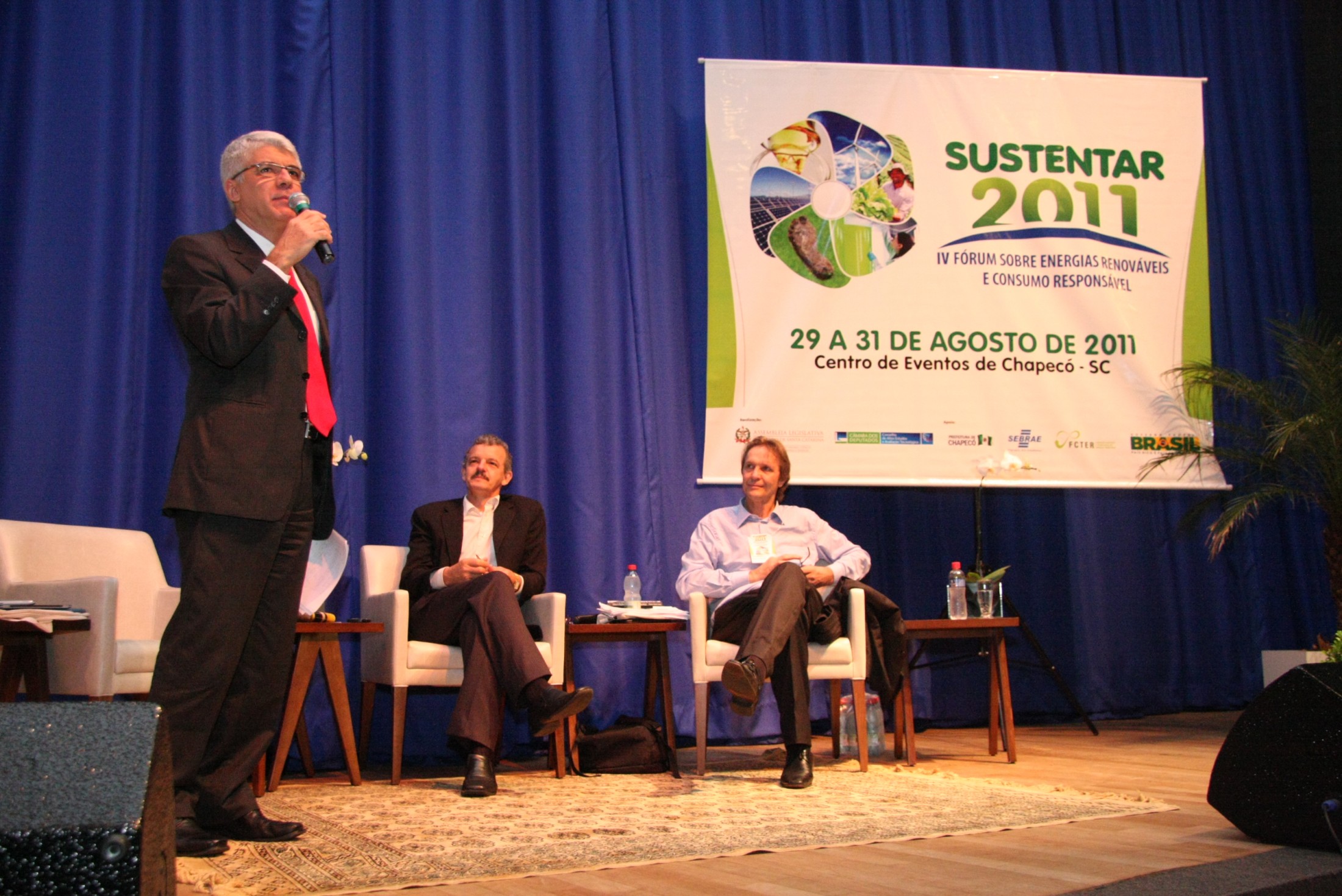 Sustentar 2011 - IV Fórum sobre Energias Renováveis e Consumo Responsável