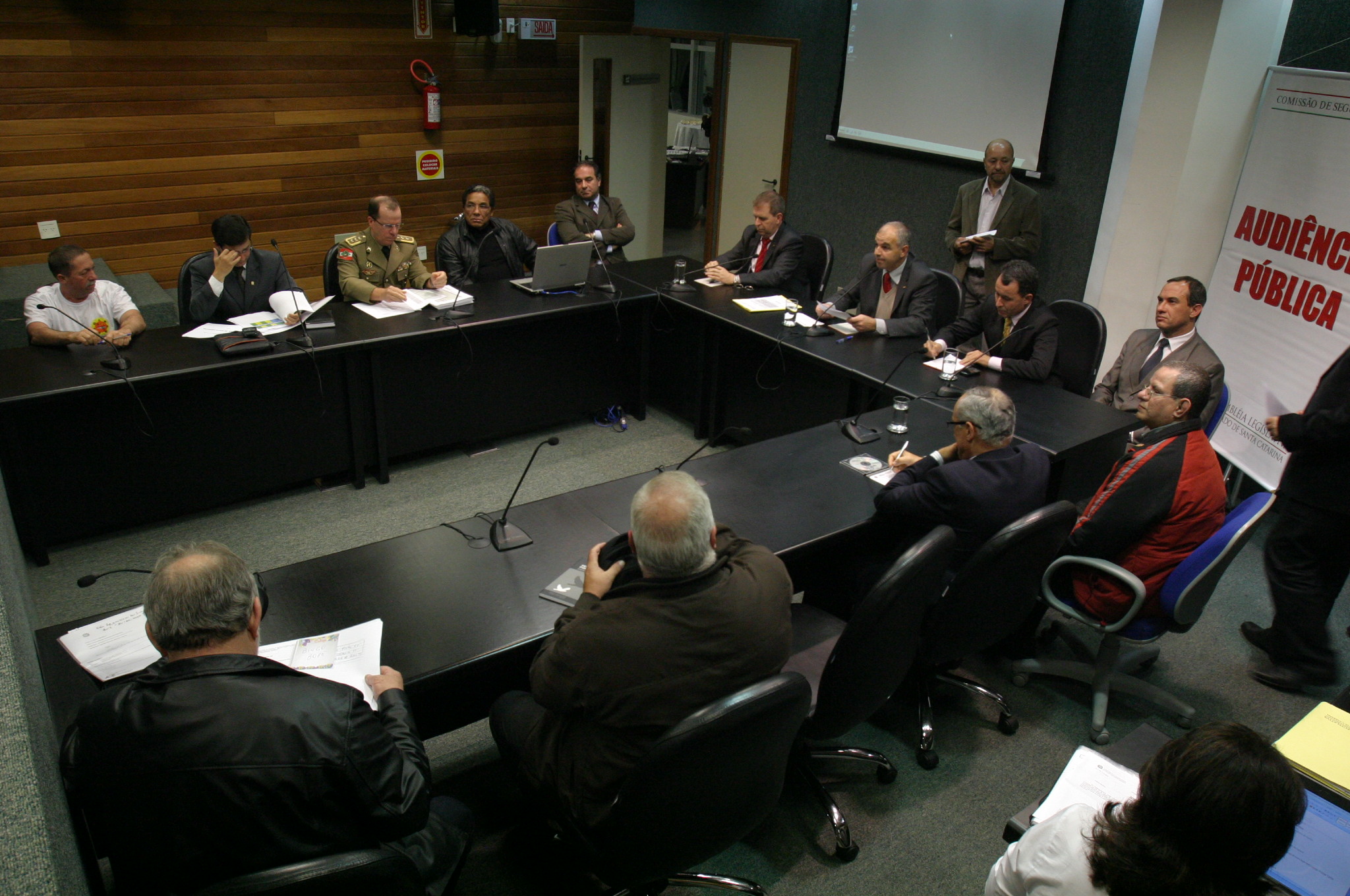 Audiência Pública a fim de discutir sobre - As Reivindicações da Sociedade Civil Organizada para o Sistema de Segurança Pública do Estado de Santa Catarina -