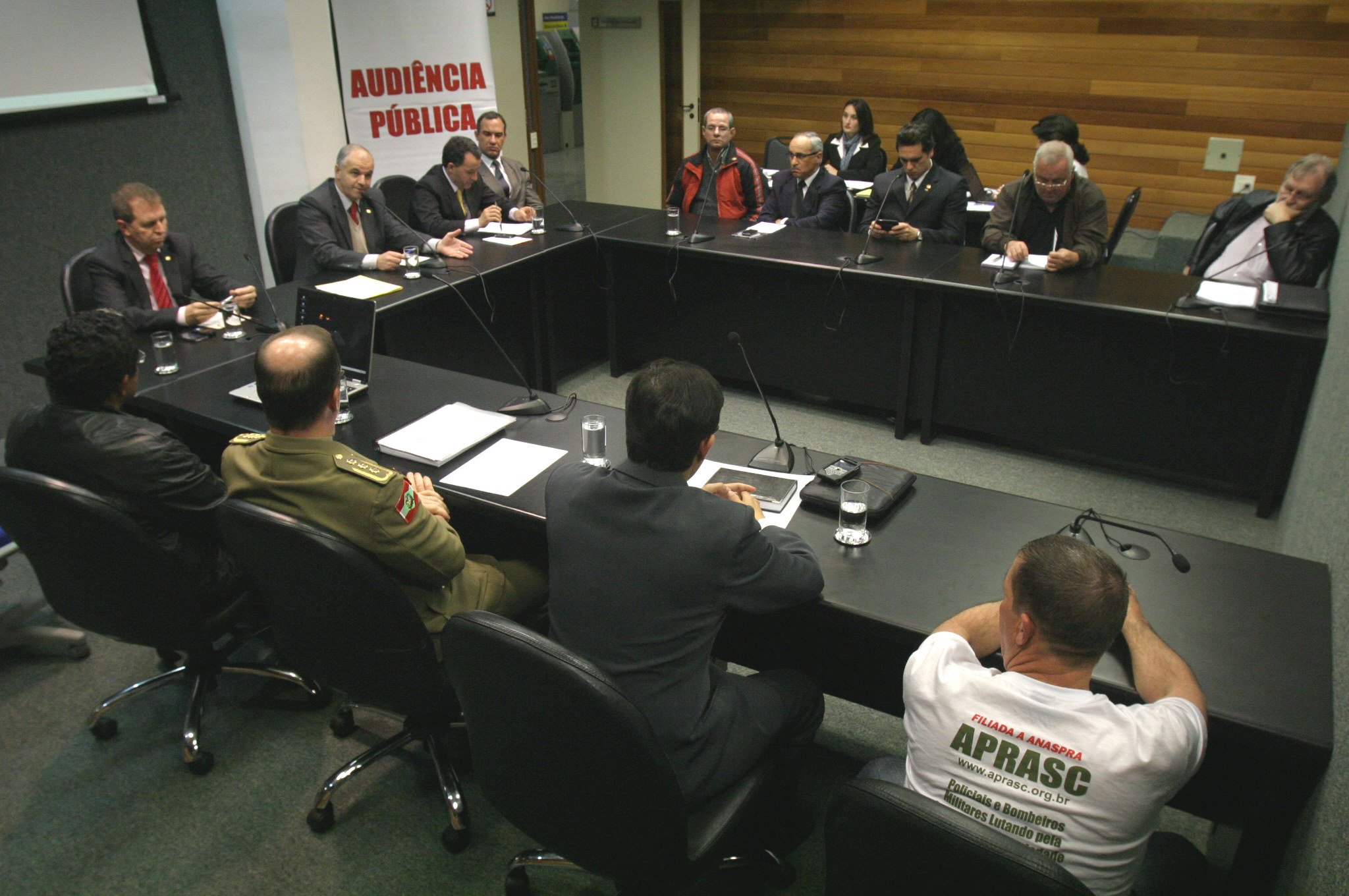 Audiência Pública a fim de discutir sobre - As Reivindicações da Sociedade Civil Organizada para o Sistema de Segurança Pública do Estado de Santa Catarina -