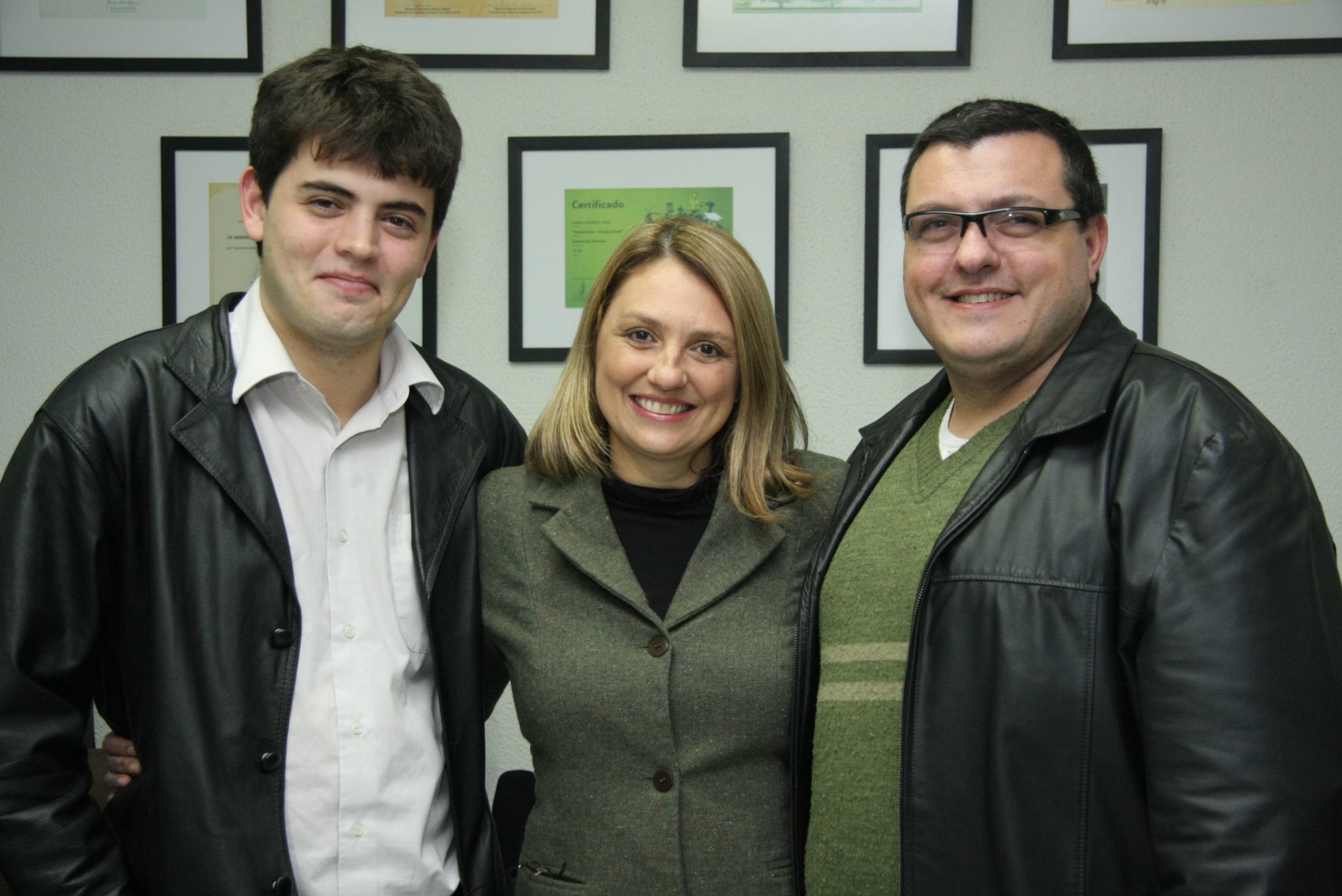 Equipe da TVAL é finalista do 10º Prêmio de Jornalismo Unimed SC
