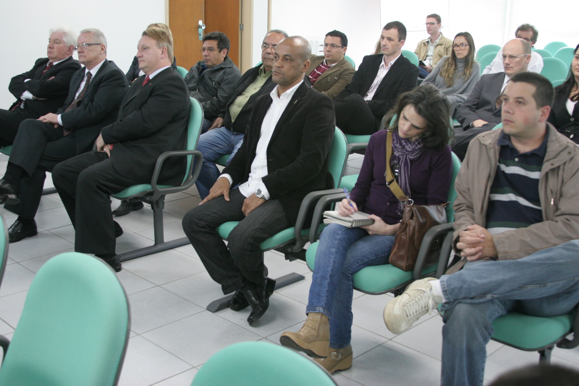 Iprev divulga resultado das perícias médicas realizadas nos servidores da Assembleia Legislativa de SC aposentados por invalidez