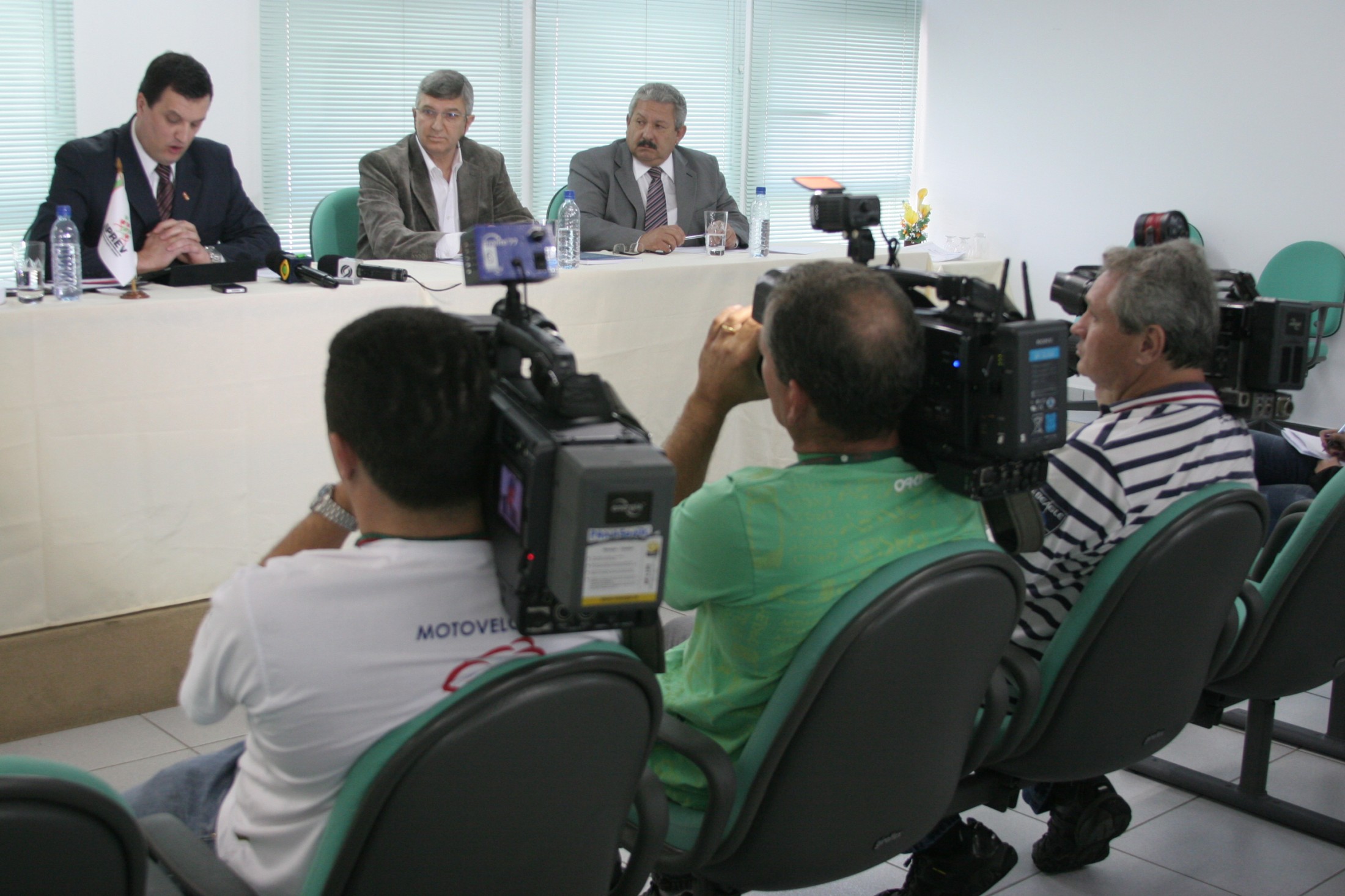 Presidente requer ao Iprev relatório conclusivo sobre aposentadorias por invalidez