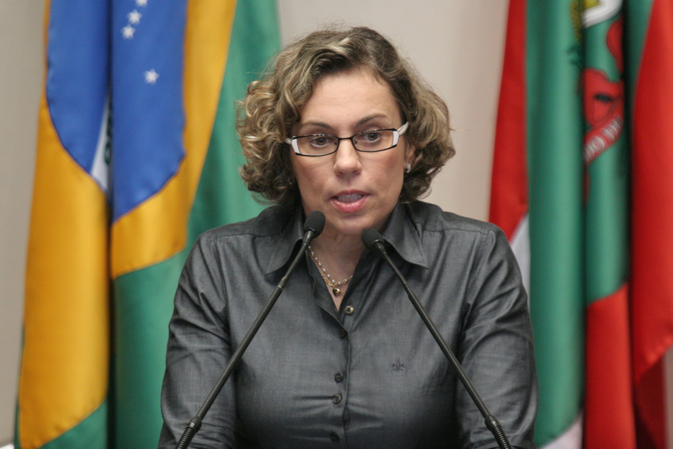 Deputada Ana Paula de Oliveira (PT)
