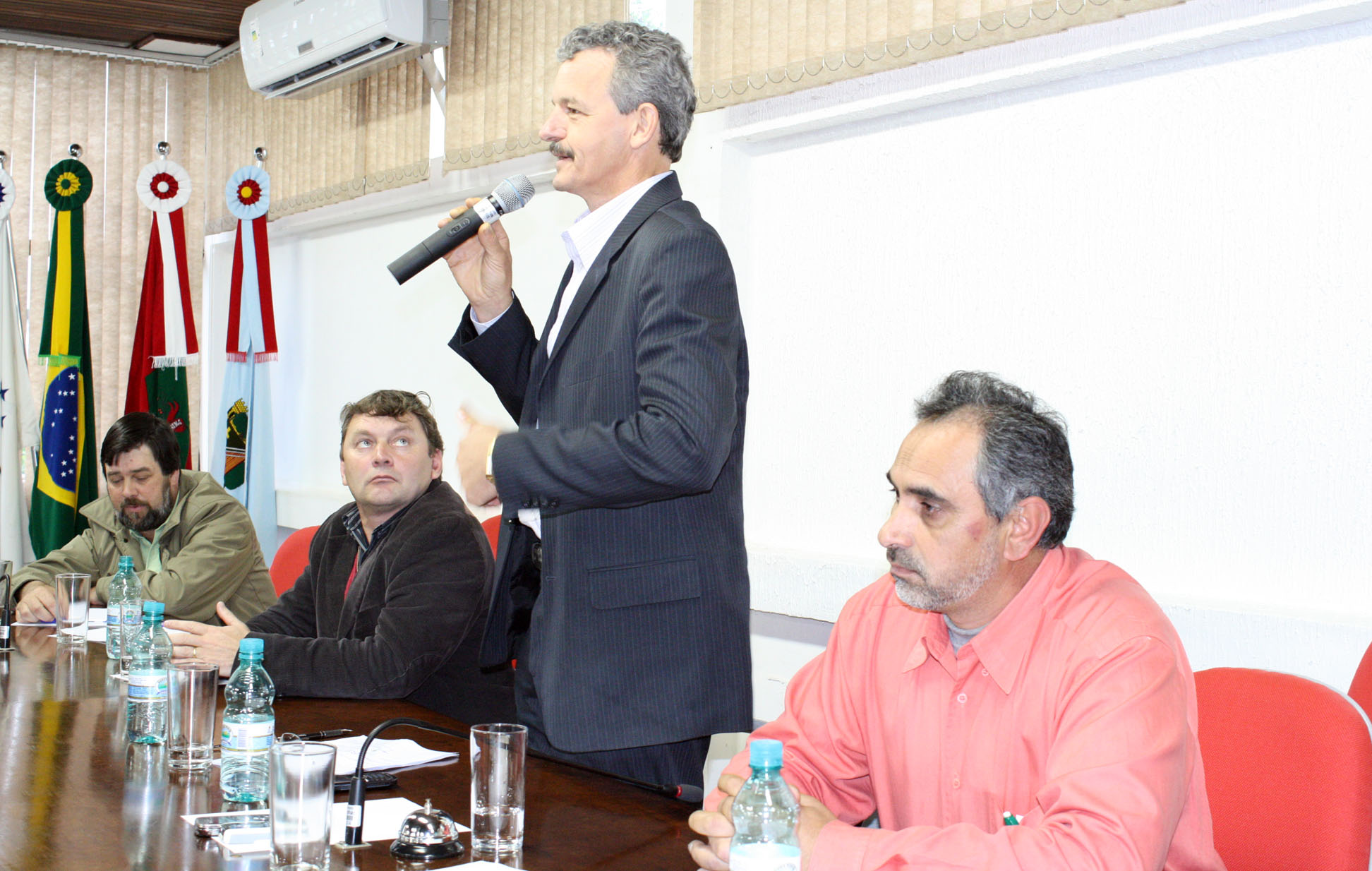 Dresch defende mudança em resolução da Aneel que corta subsídio de agricultores não produtores de alimentos