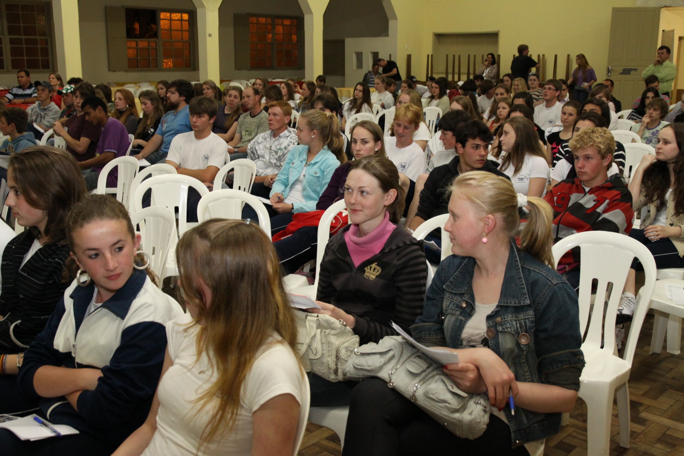 Palestra - Participação do Jovem na Sociedade e Políticas Públicas para Juventude - Rio Fortuna