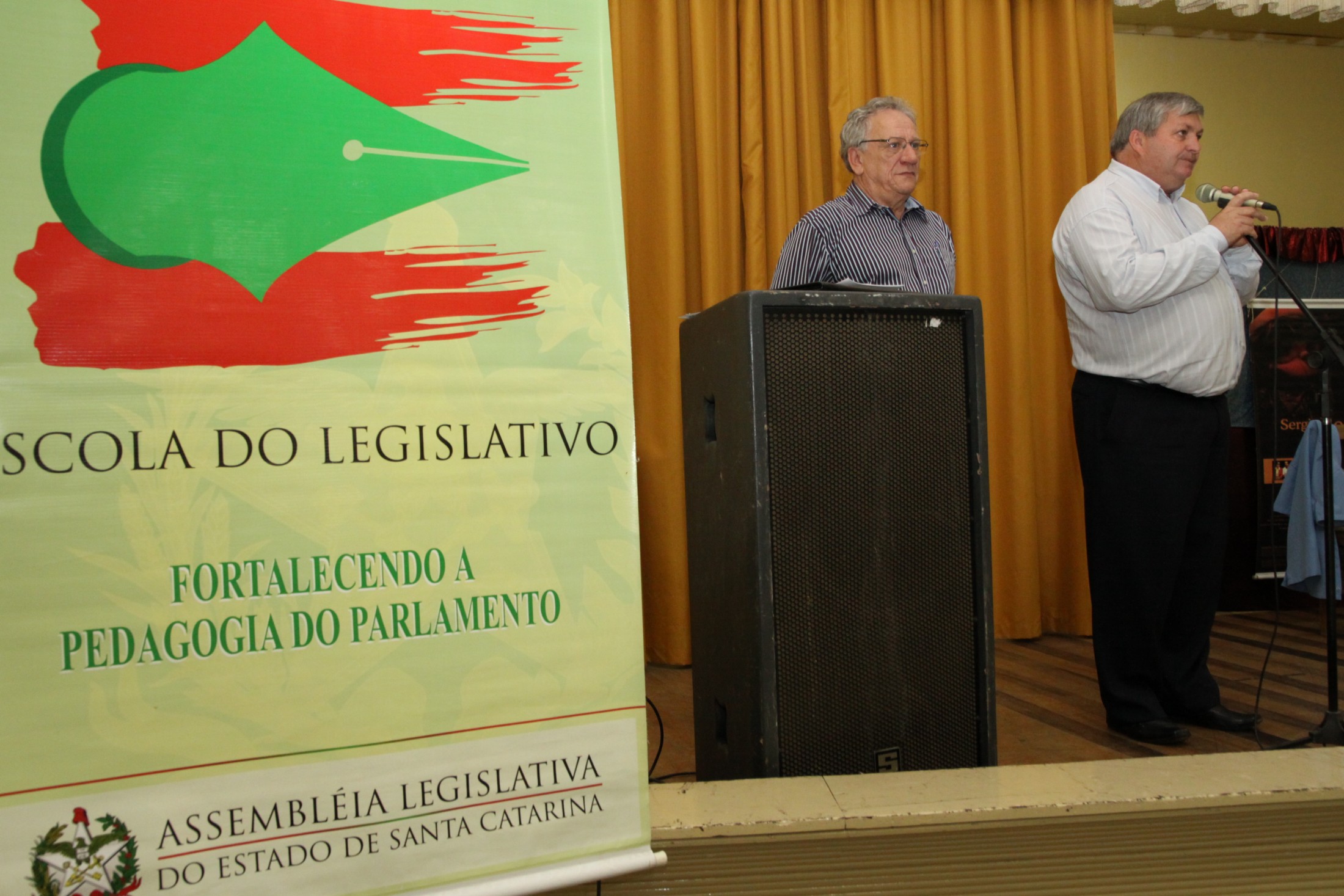 Palestra - Participação do Jovem na Sociedade e Políticas Públicas para Juventude - Rio Fortuna