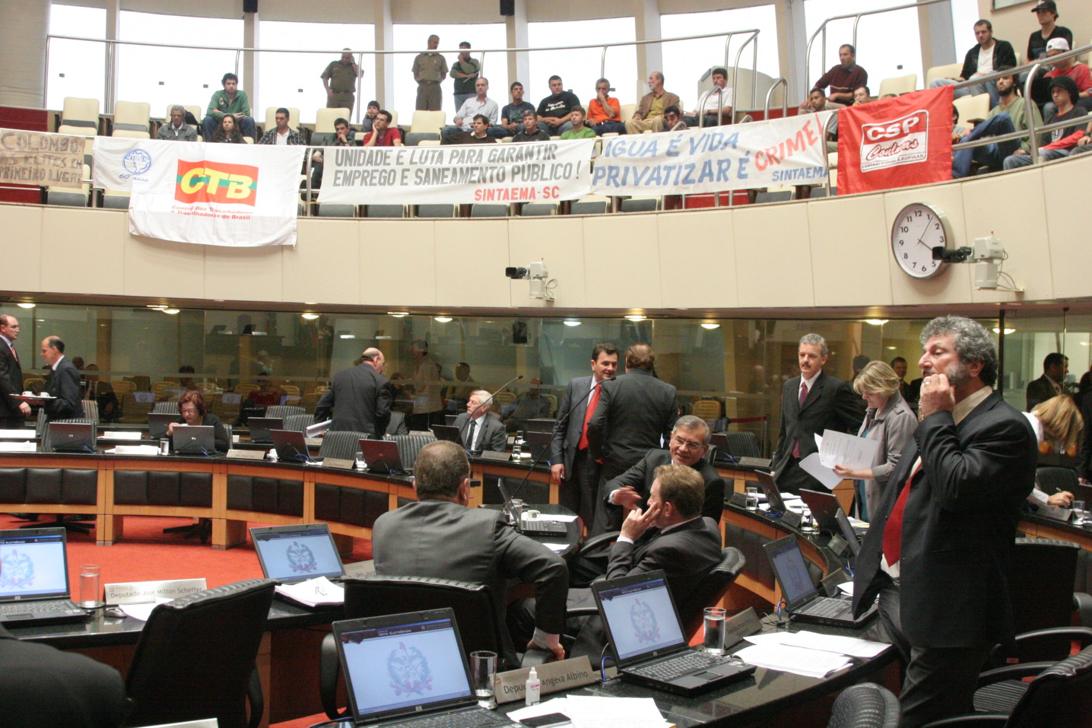 Votação da Casan