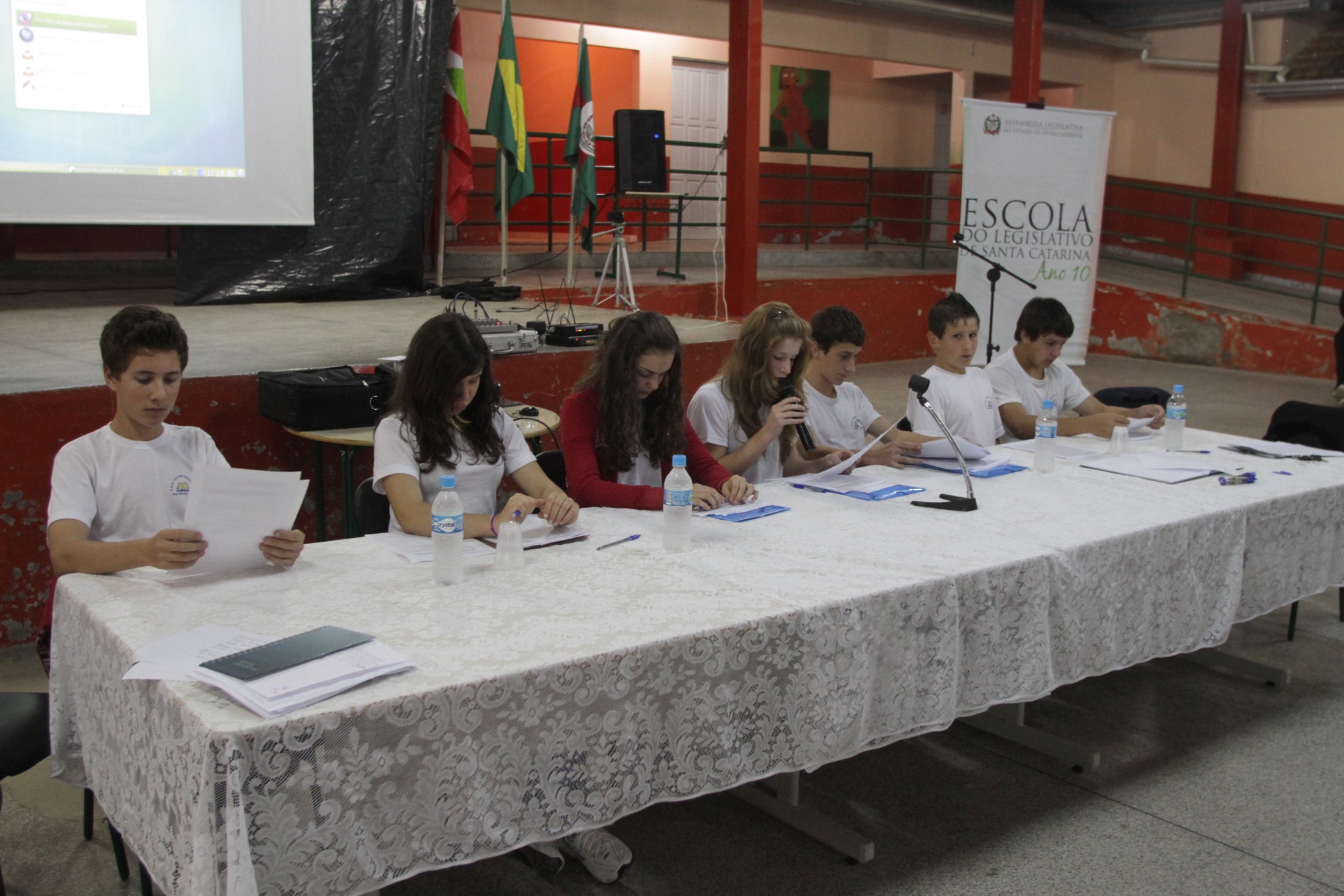 Escola do Legislativo aborda programa Vereador Mirim no Alto Vale