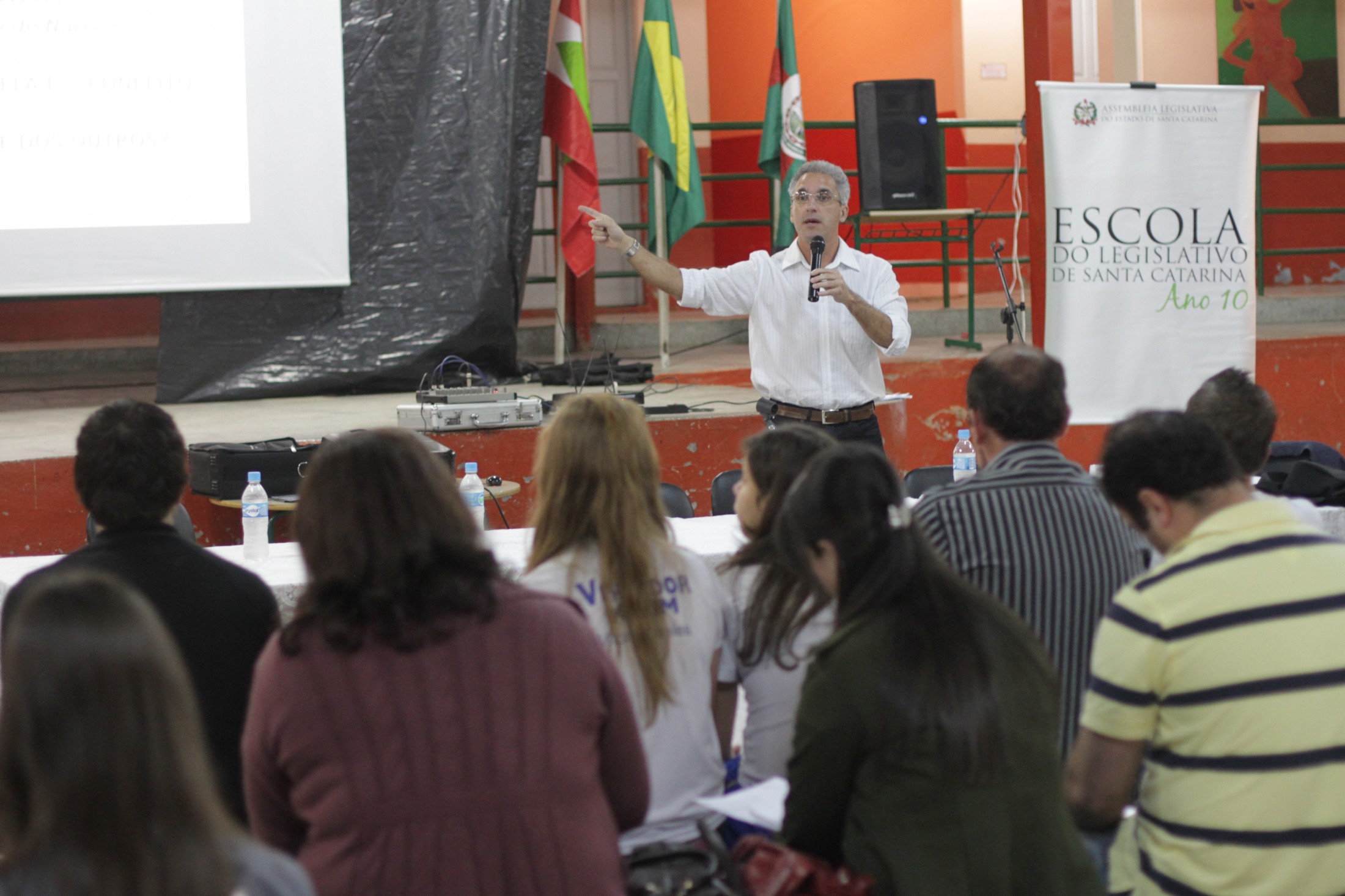 Programa de Formação para Vereadores Mirins