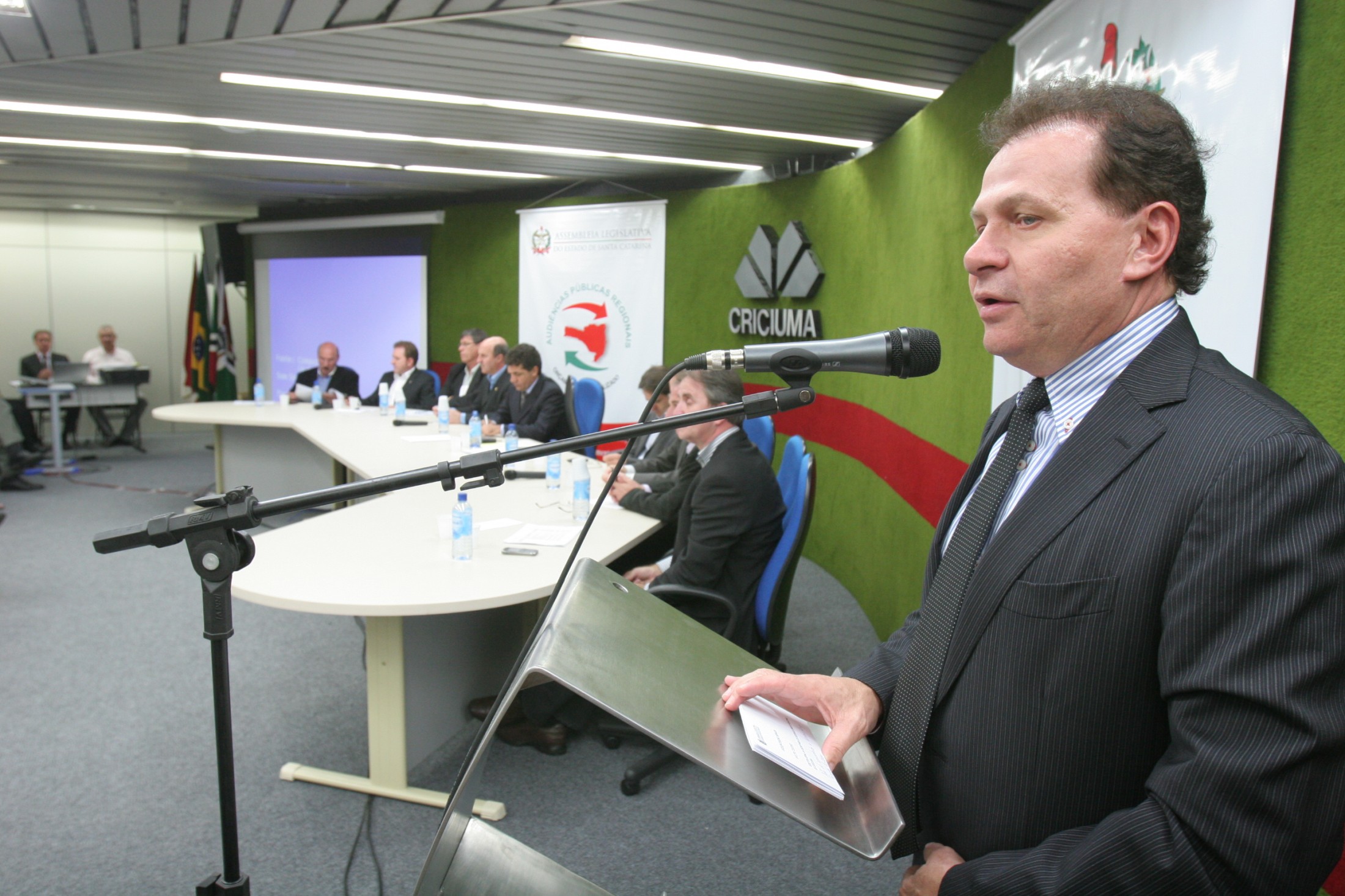 Audiência Pública Regional - Plano Plurianual 2012-2015 e a Lei Orçamentária Anual (LOA) 2012 - Criciúma / SC