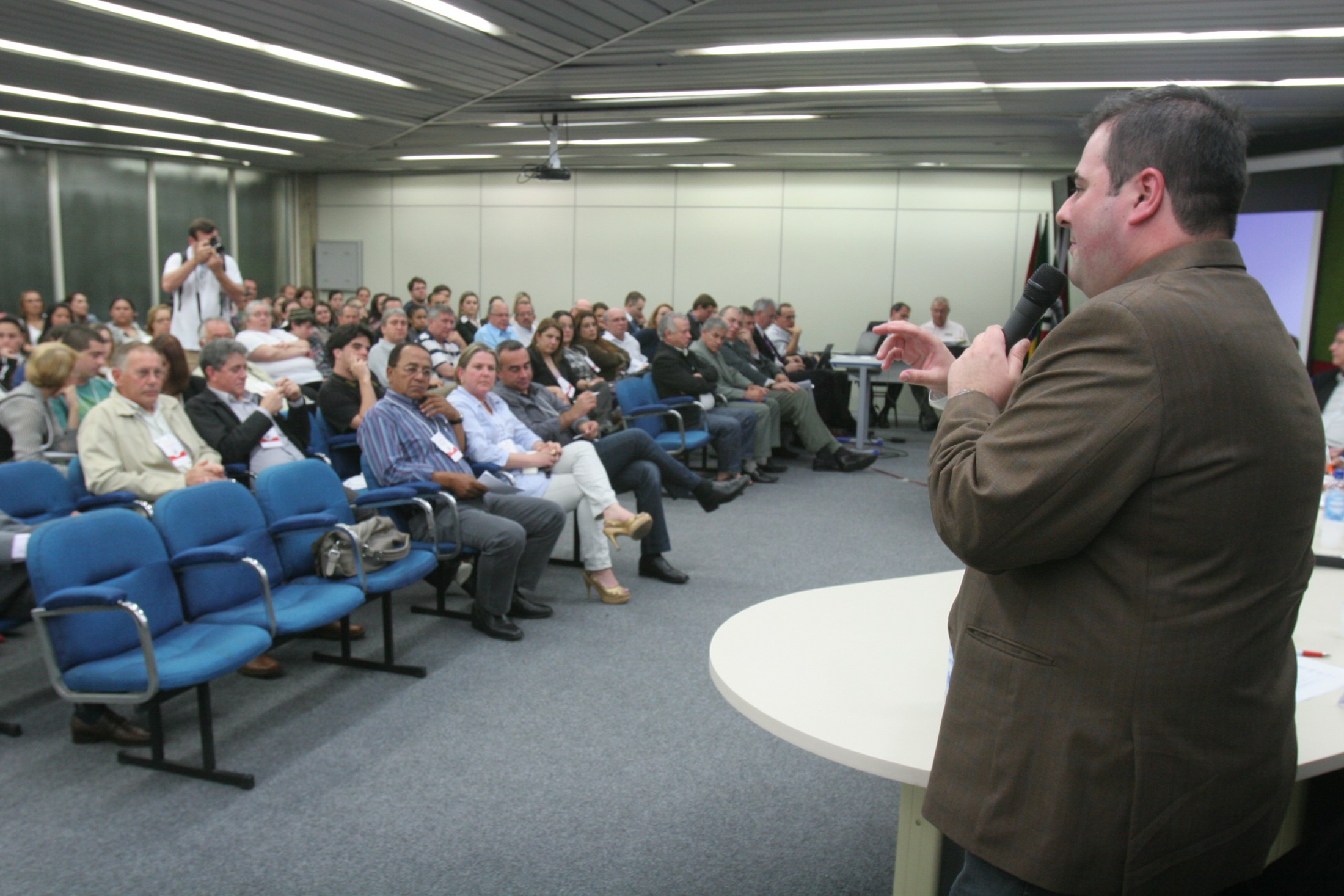 Audiência Pública Regional - Plano Plurianual 2012-2015 e a Lei Orçamentária Anual (LOA) 2012 - Criciúma / SC
