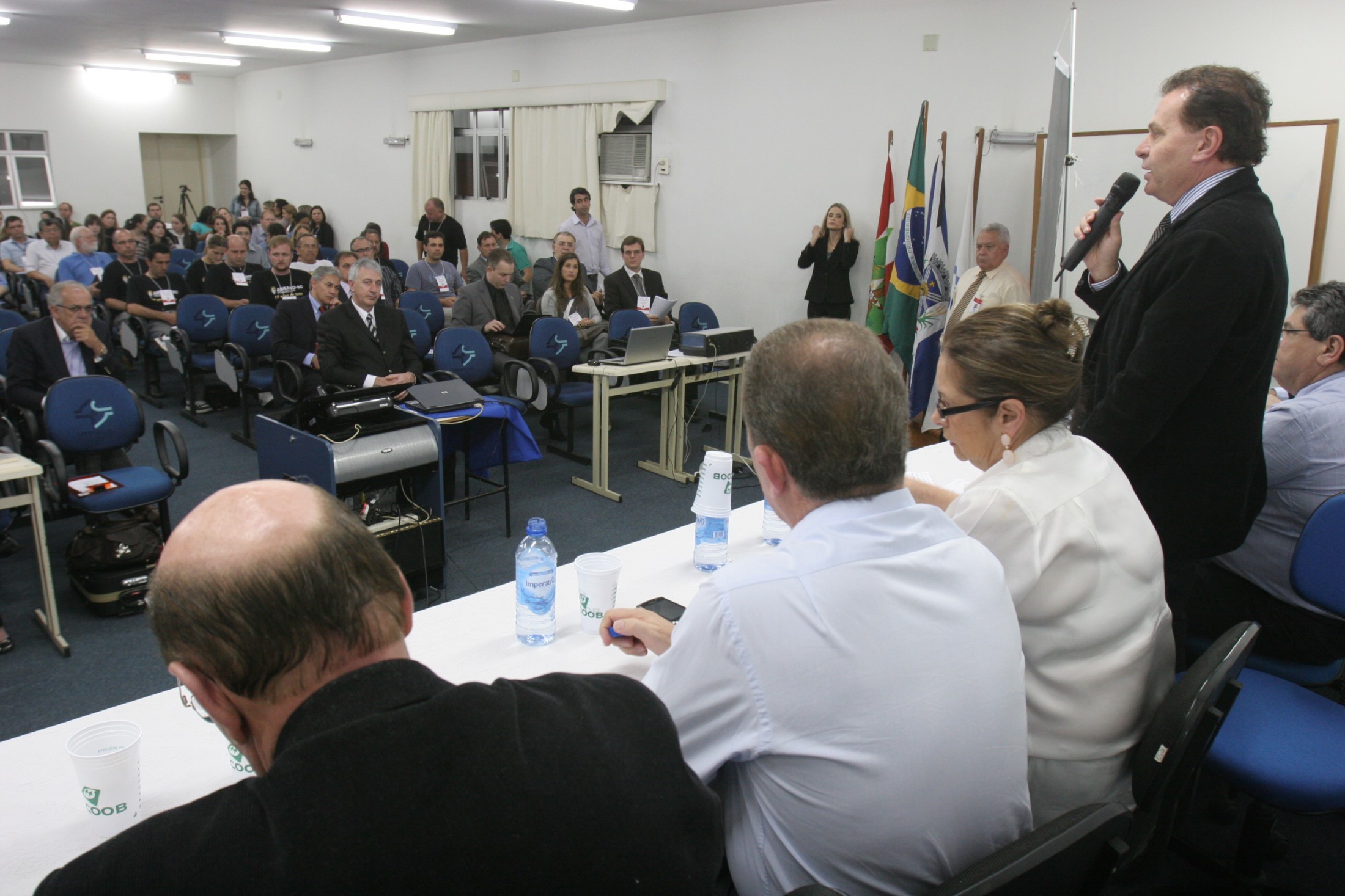 Audiência Pública Regional - Plano Plurianual 2012-2015 e a Lei Orçamentária Anual (LOA) 2012 - Tubarão / SC