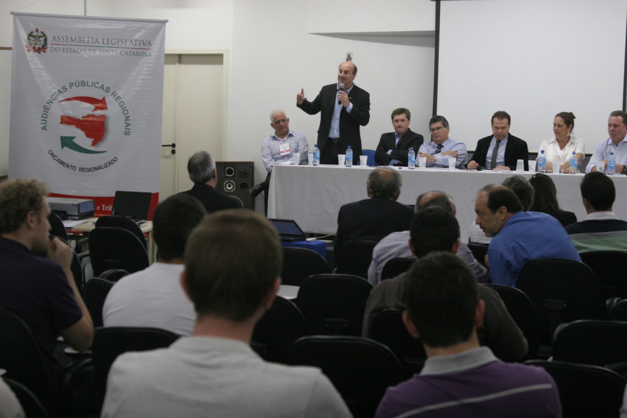 Audiência Pública Regional - Plano Plurianual 2012-2015 e a Lei Orçamentária Anual (LOA) 2012 - Tubarão / SC