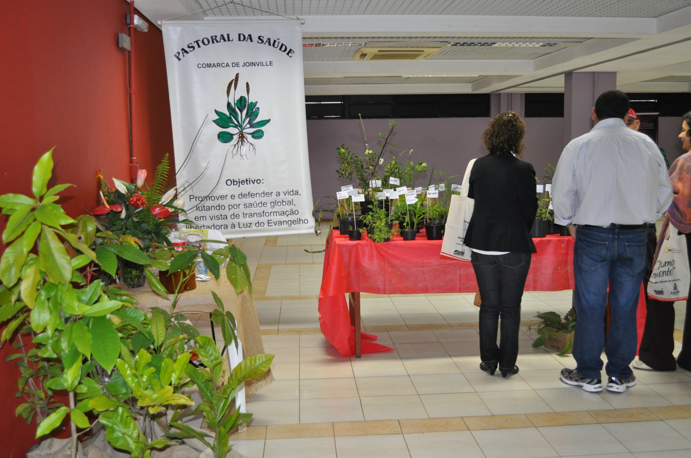 Volnei Morastoni representa a Assembléia Legislativa no 1º Encontro Municipal sobre Plantas Medicinais e Fitoterápicos de Joinville