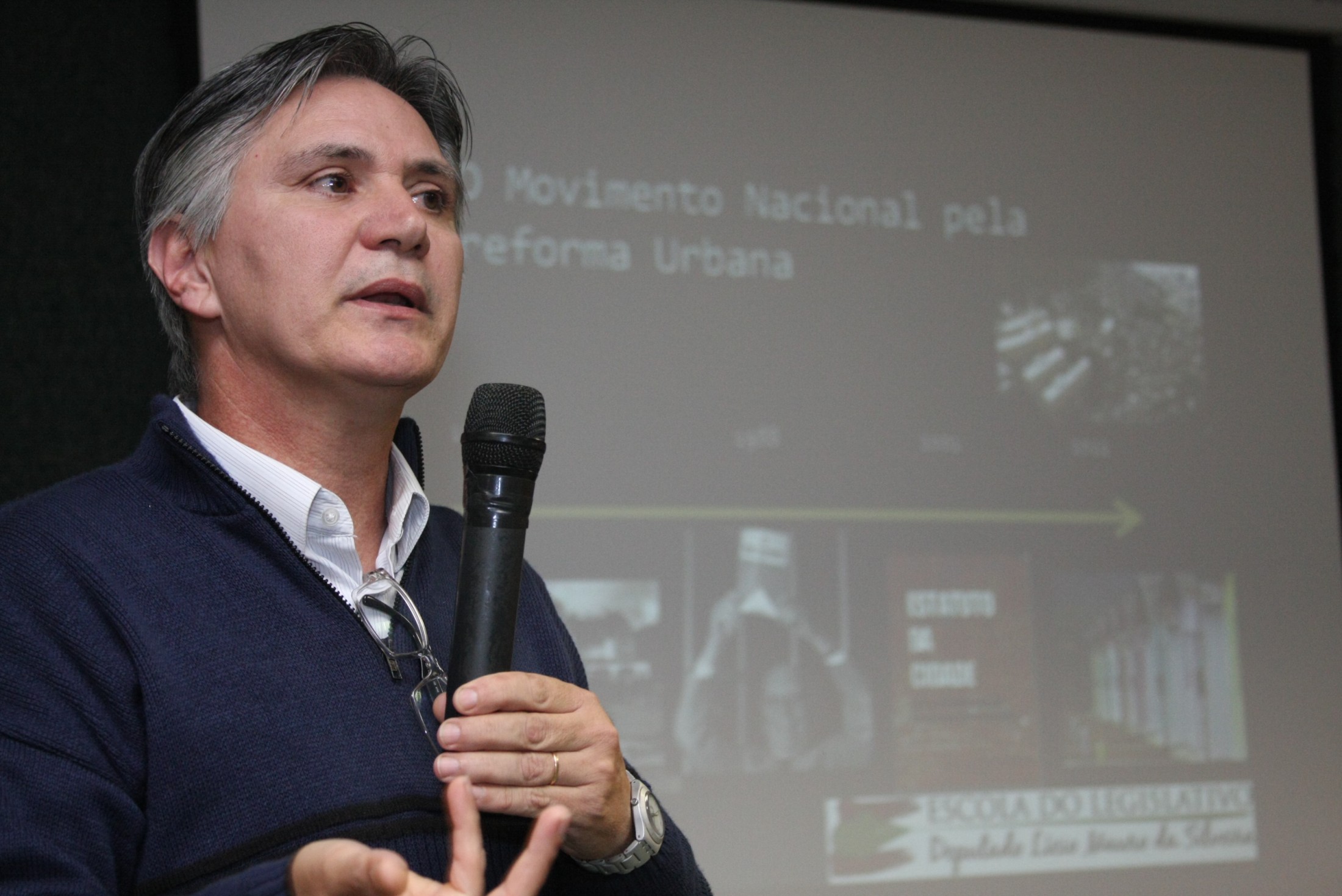Curso de Formação Política