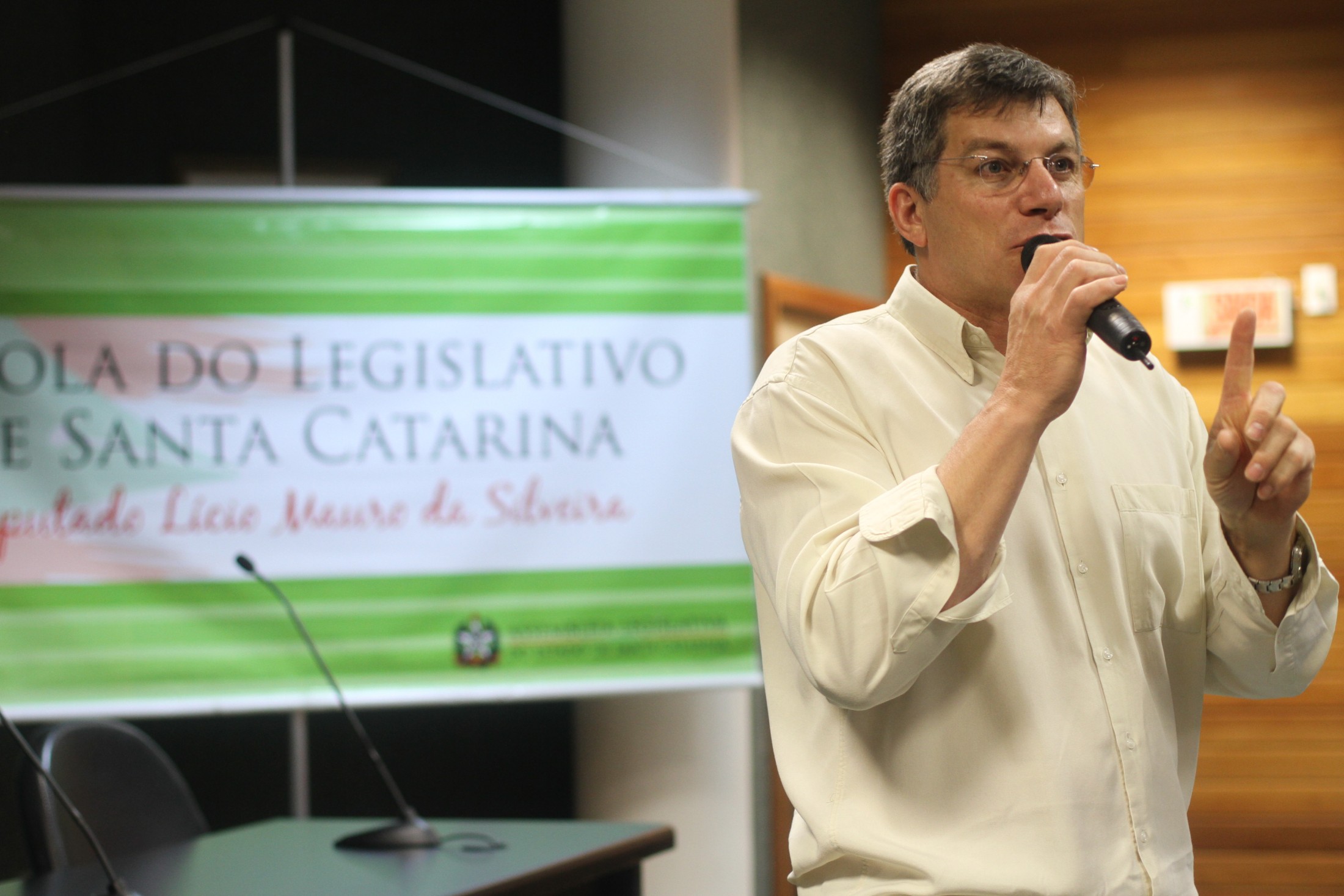 Curso de Formação Política