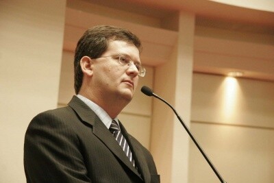 Jean Kuhlmann defende sistema de prevenção de desastres do Vale do Itajaí
