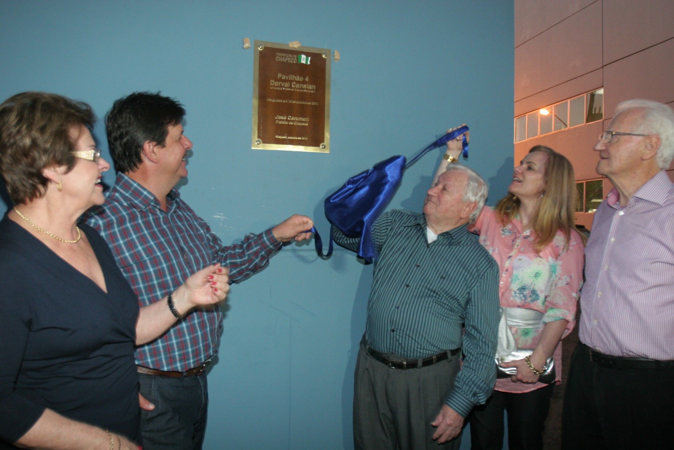 Efapi presta homenagem póstuma a Dorval Cansian