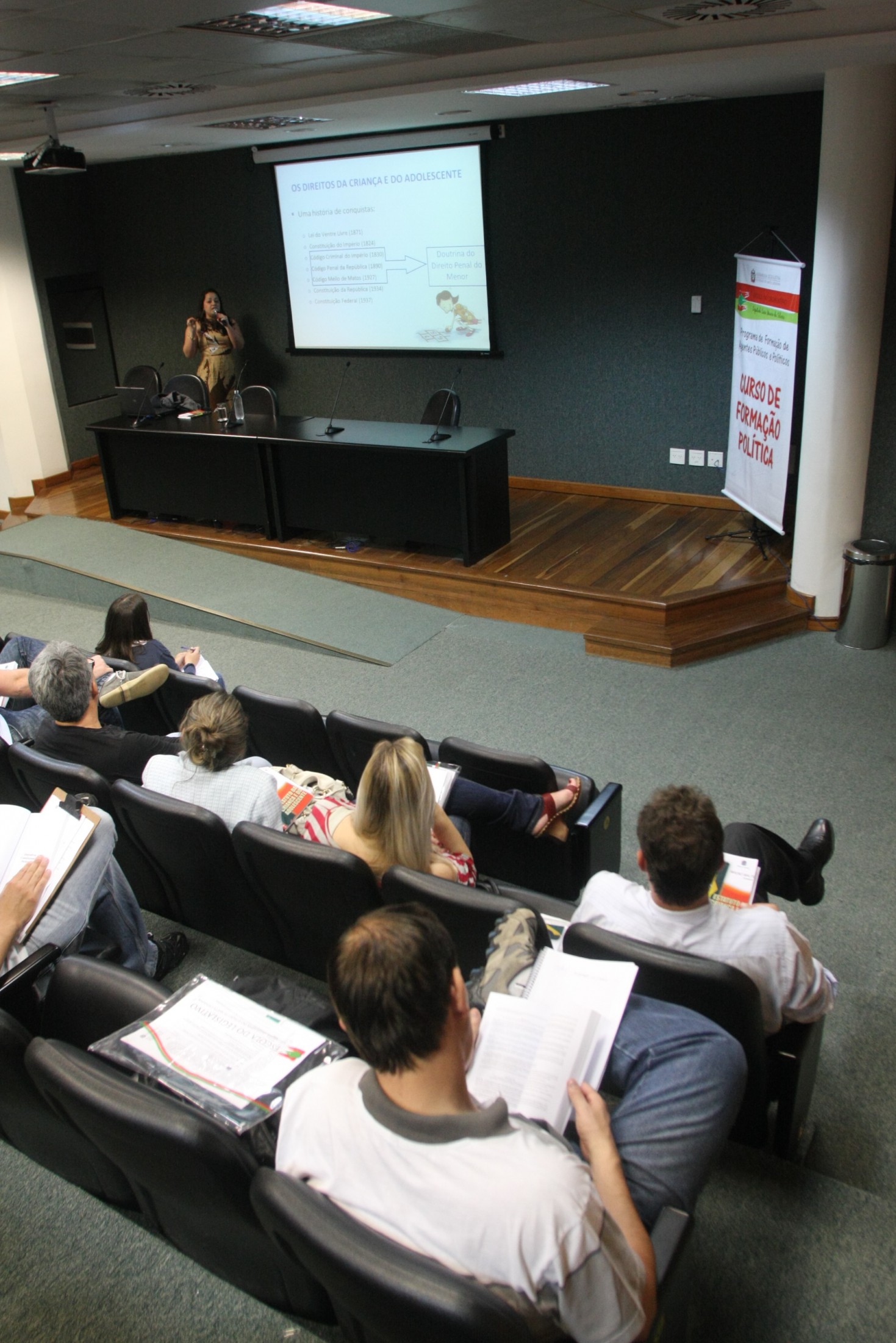 Curso de Formação Política