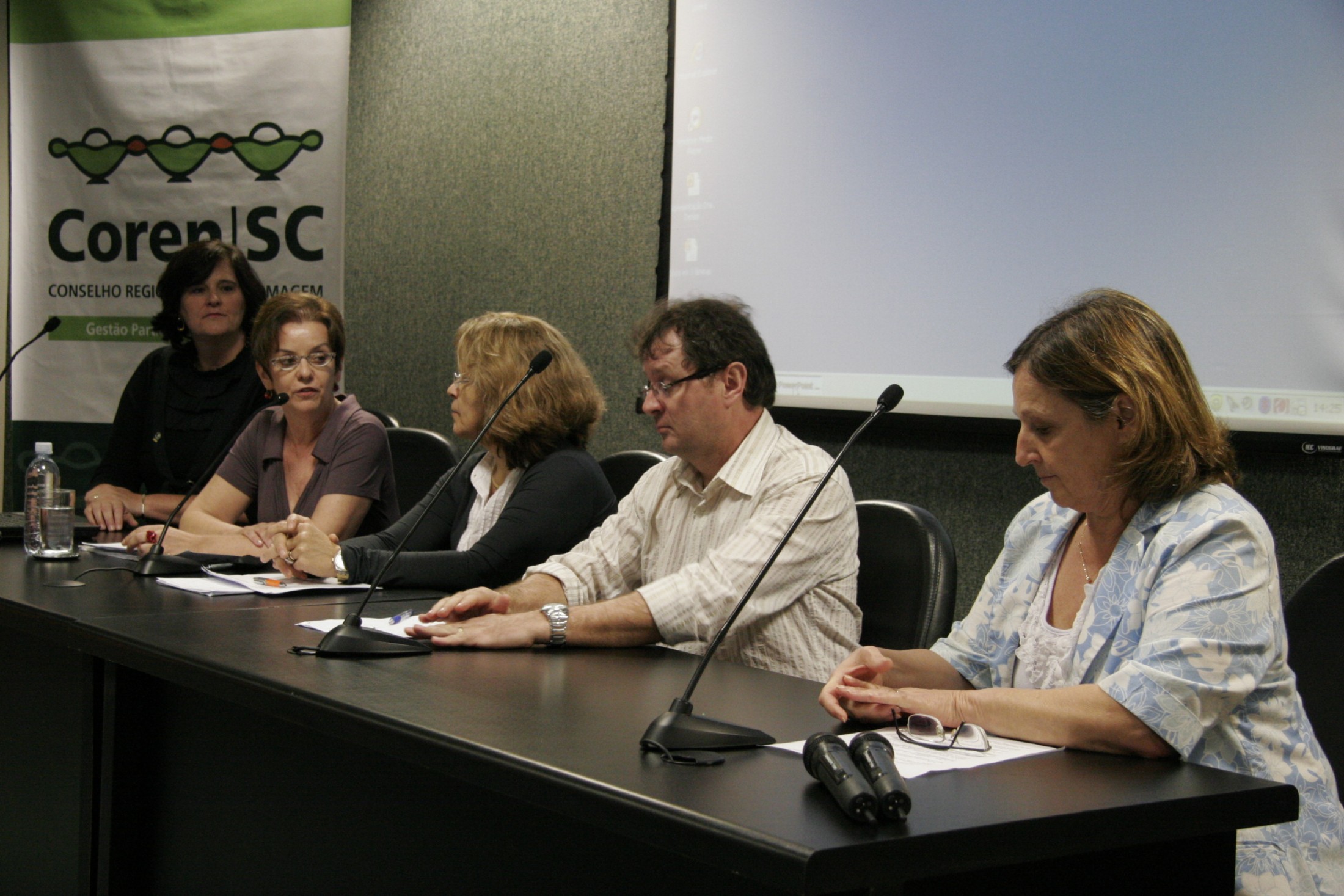 Curso de Formação Política para Liderança em Saúde e Enfermagem - COREN SC